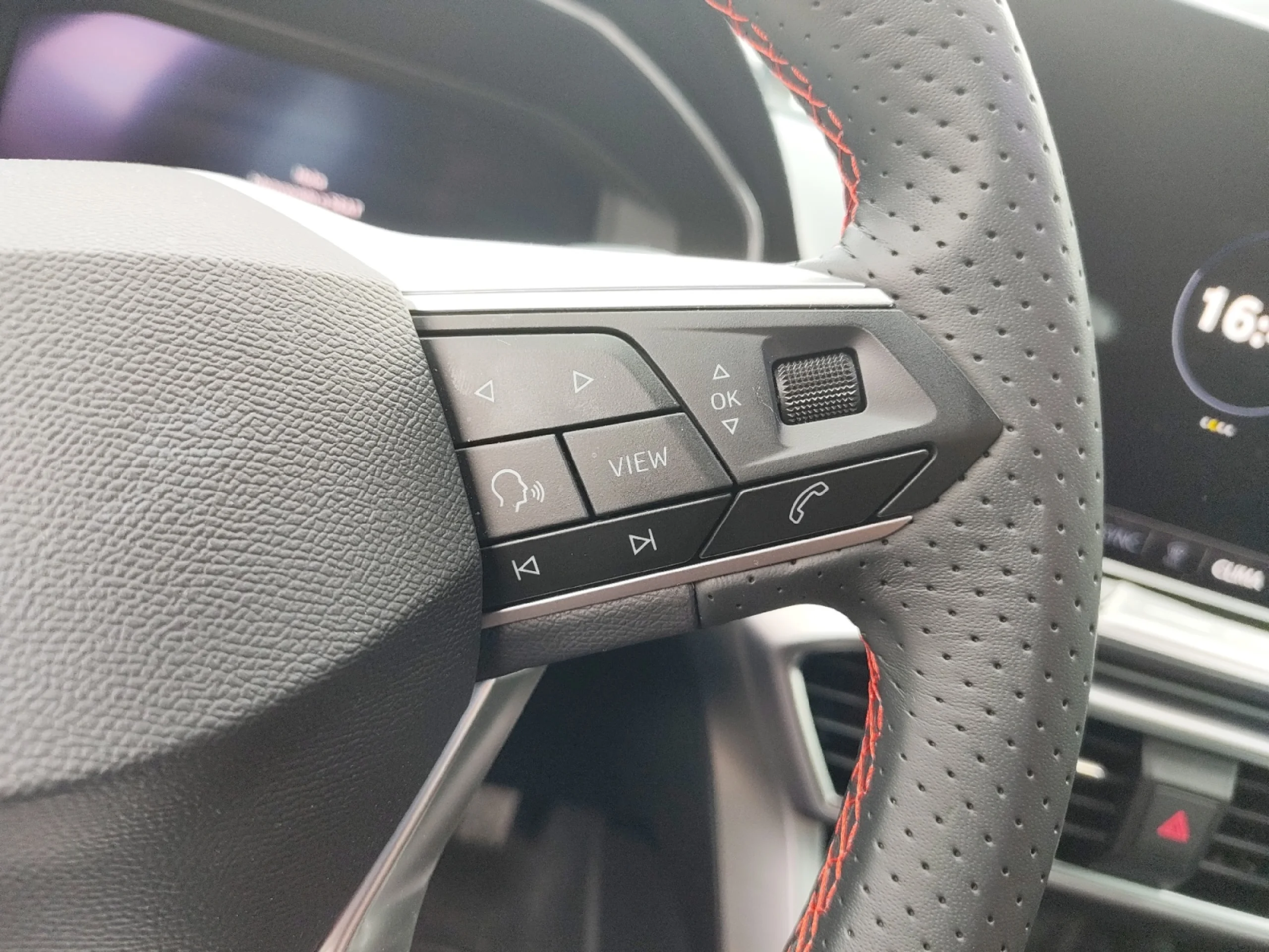 SEAT LEON 2.0 TDI 110KW DSG 7 S&S FR XL - Foto 12