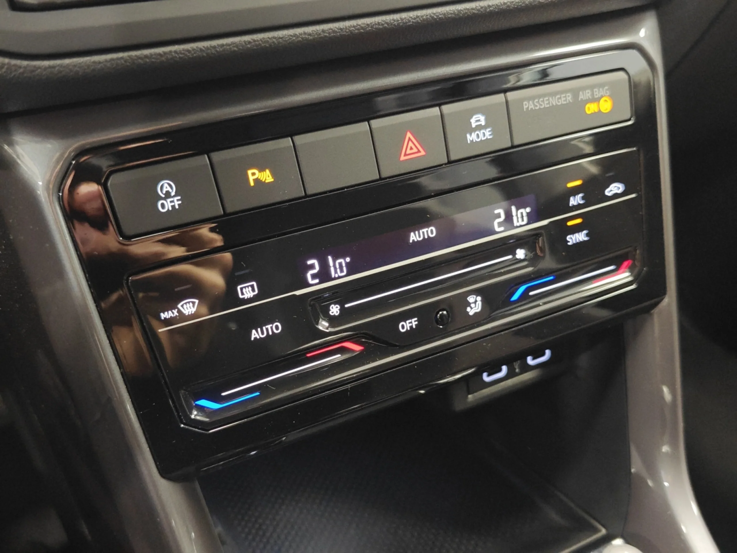 VOLKSWAGEN T CROSS SPORT 1.0 TSI 81KW (110CV) - Foto 20