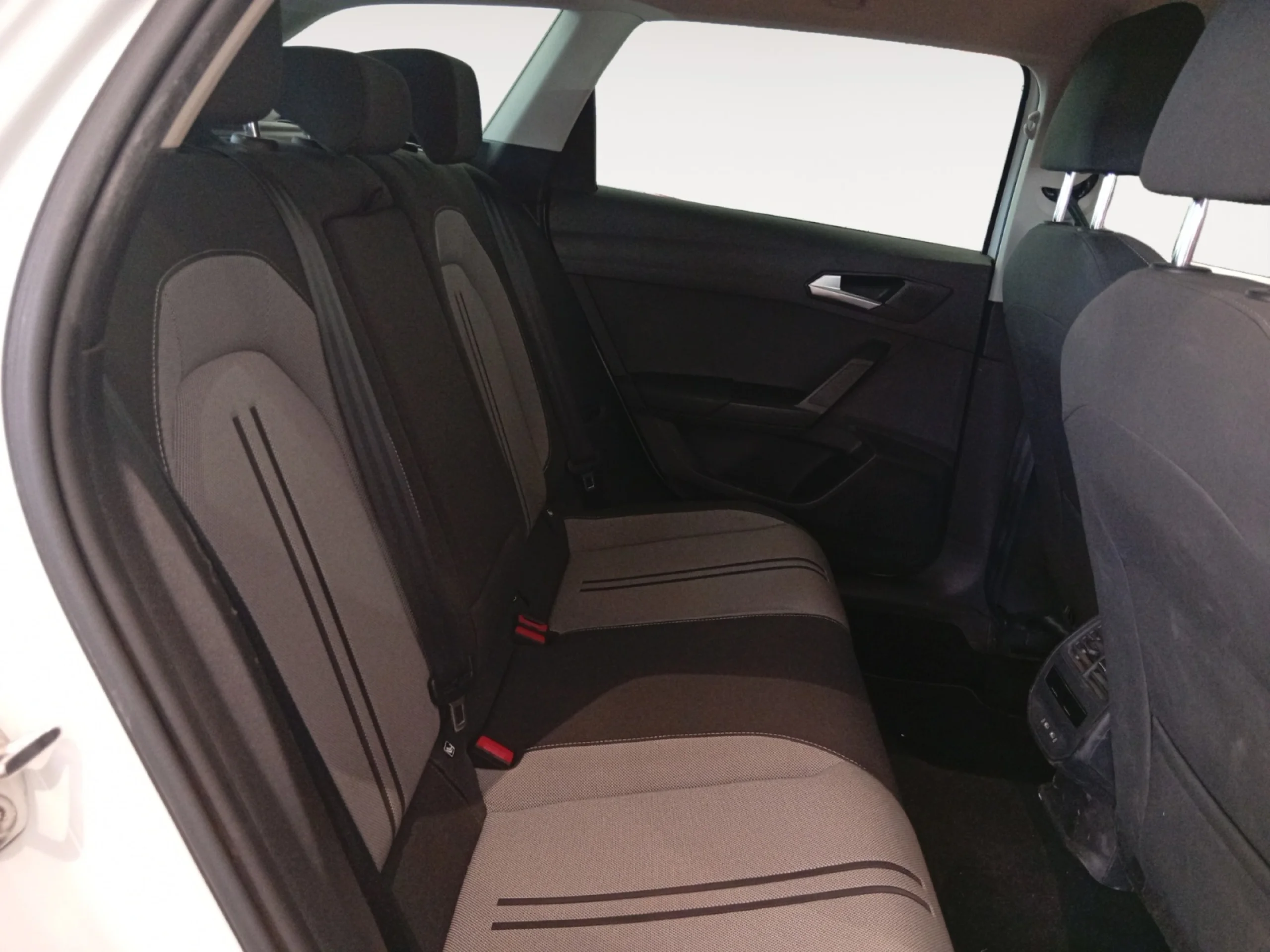 SEAT LEON SP 2.0 TDI 85KW STYLE - Foto 6