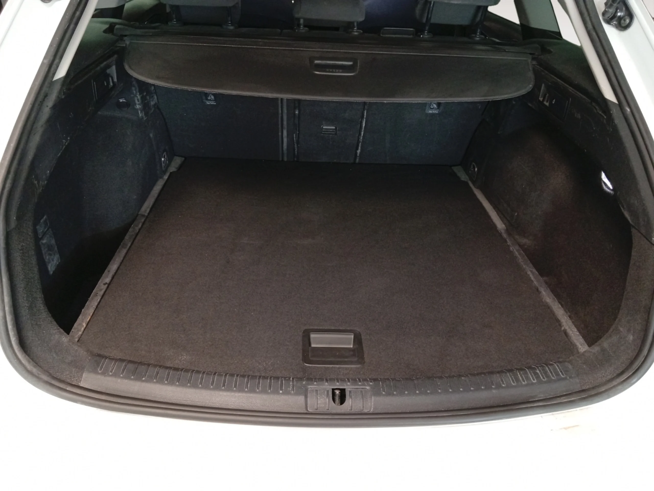 SEAT LEON SP 2.0 TDI 85KW STYLE - Foto 8