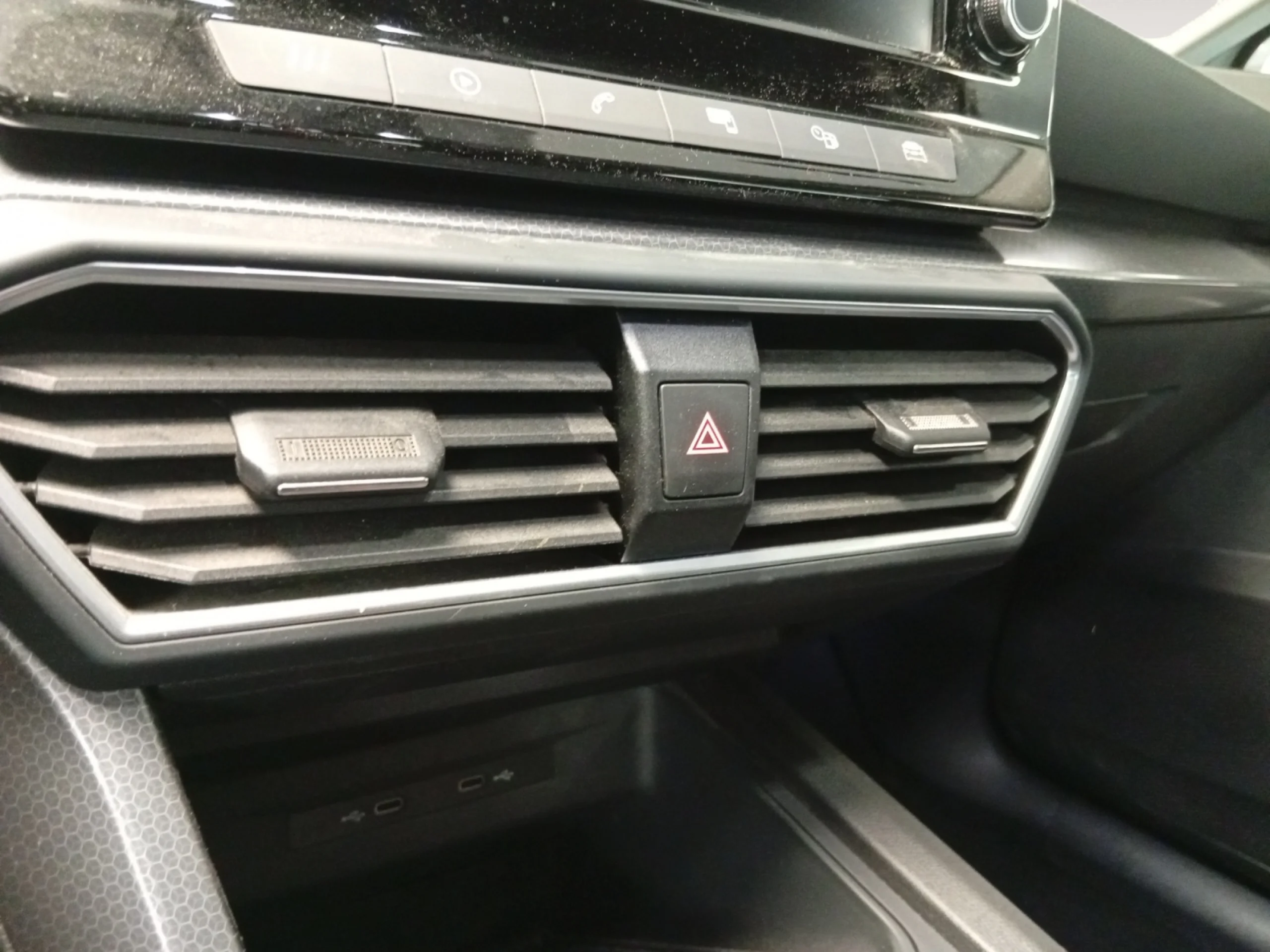 SEAT LEON SP 2.0 TDI 85KW STYLE - Foto 13