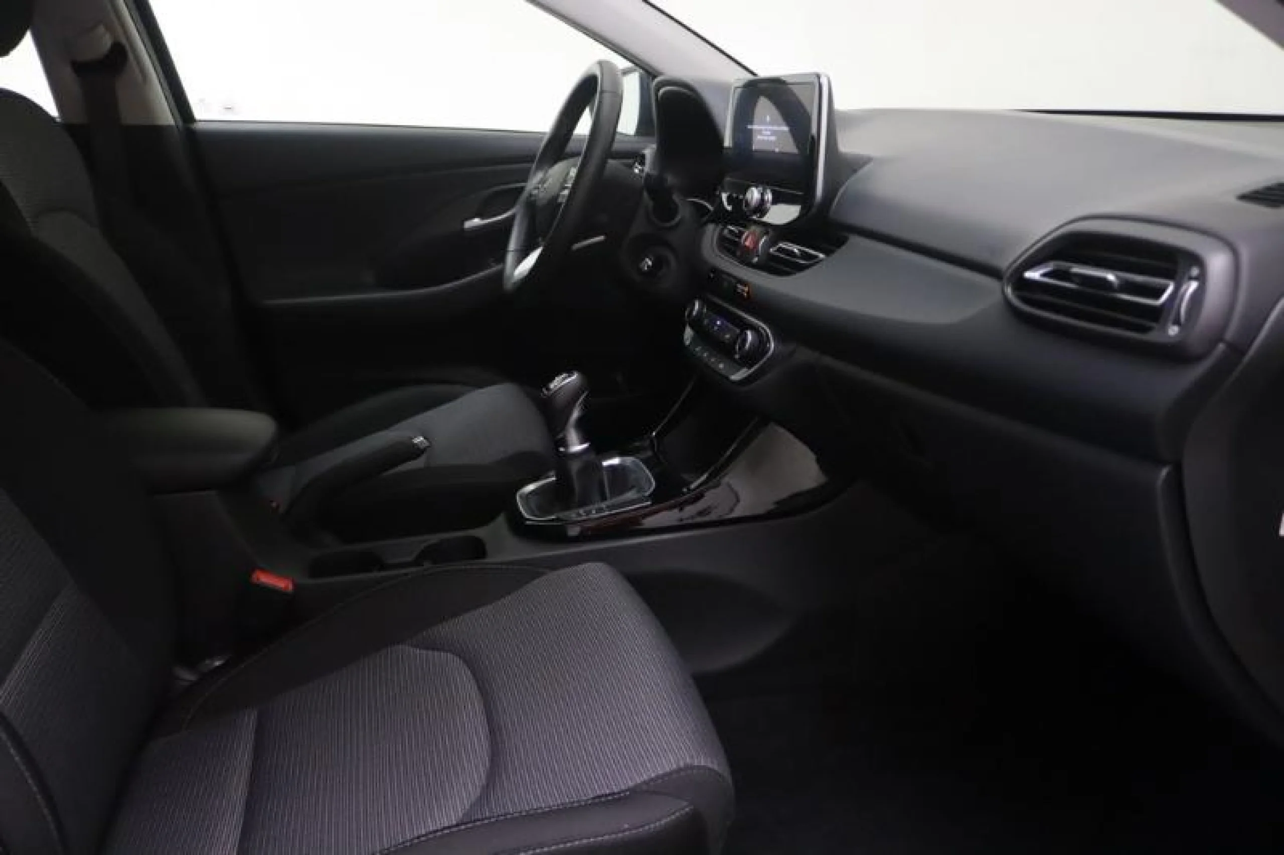 HYUNDAI I30 1.0 TGDI 48V KLASS - Foto 7