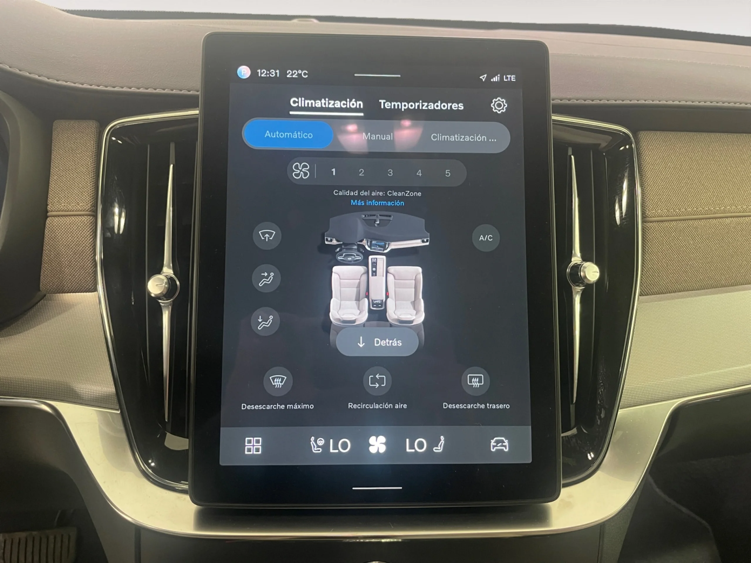 VOLVO XC90 2.0 T8 AWD CORE RECHARGE AUTO - Foto 14