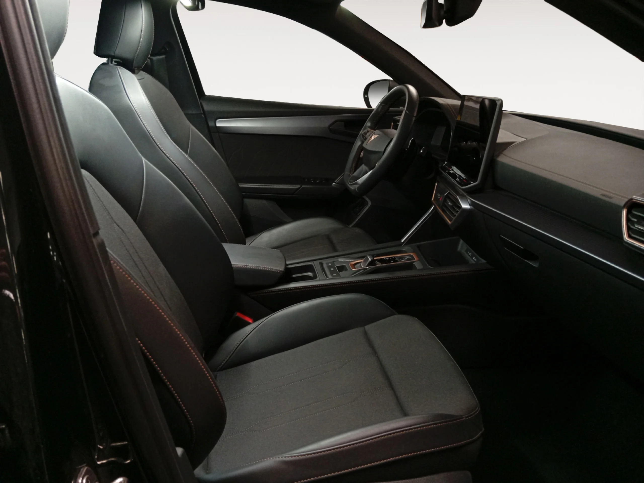 CUPRA LEON SP 1.5 ETSI 110KW (150CV) DSG - Foto 5