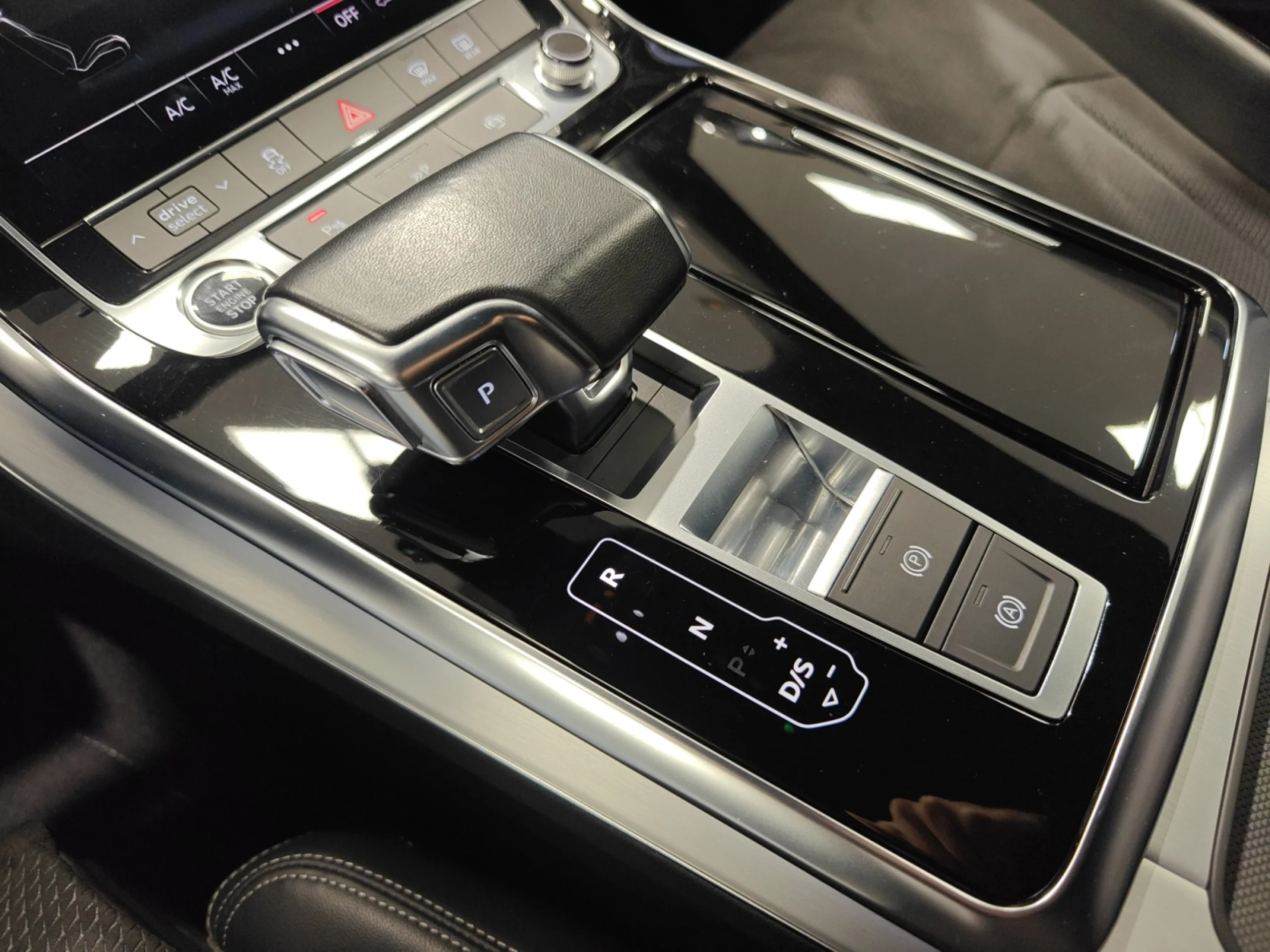 AUDI Q8 45 TDI 170KW BLACK L QUATTRO TIPTRONIC - Foto 17