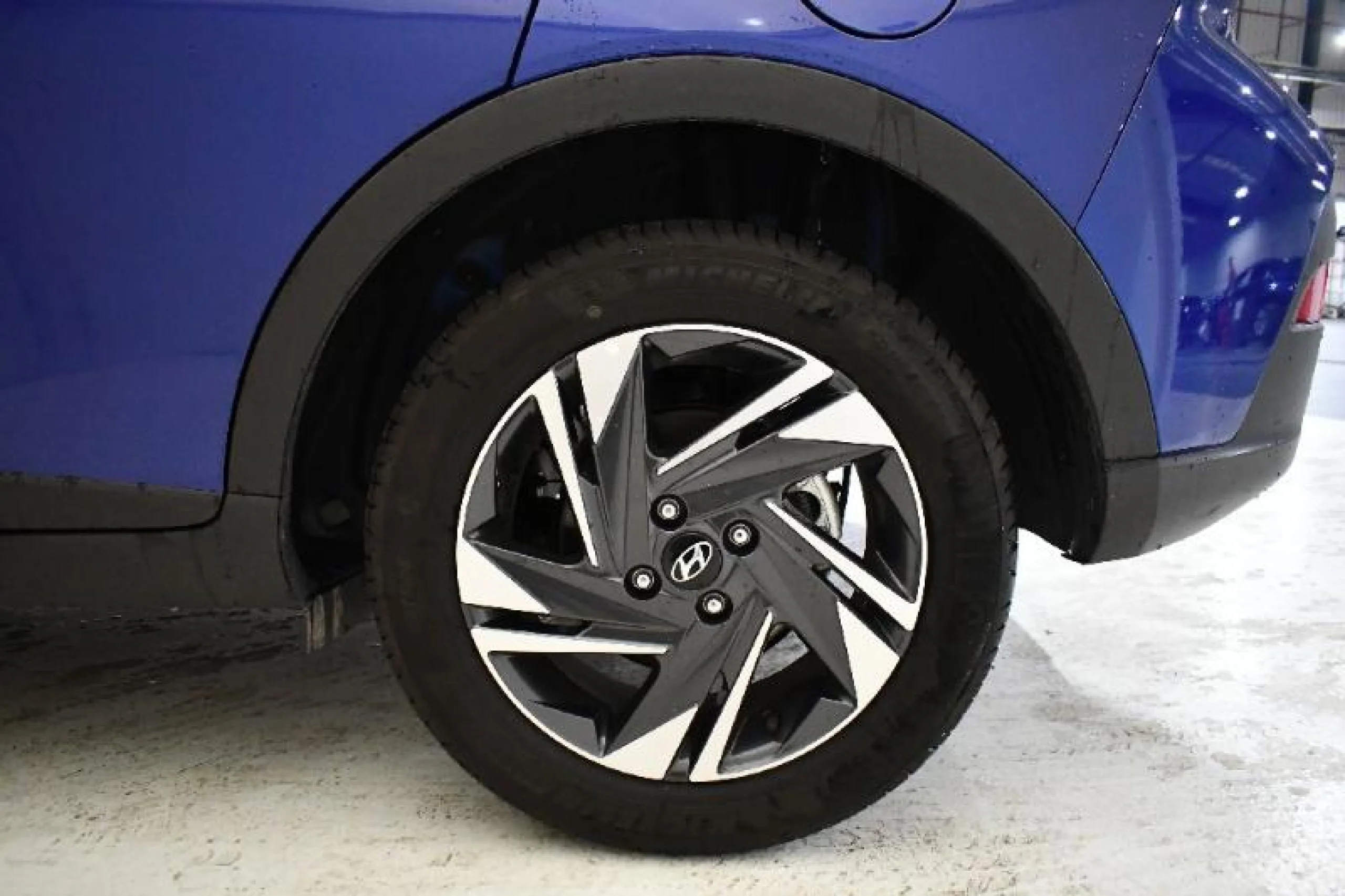 HYUNDAI BAYON 1.0 TGDI 74KW (100CV) 48V MAXX - Foto 5