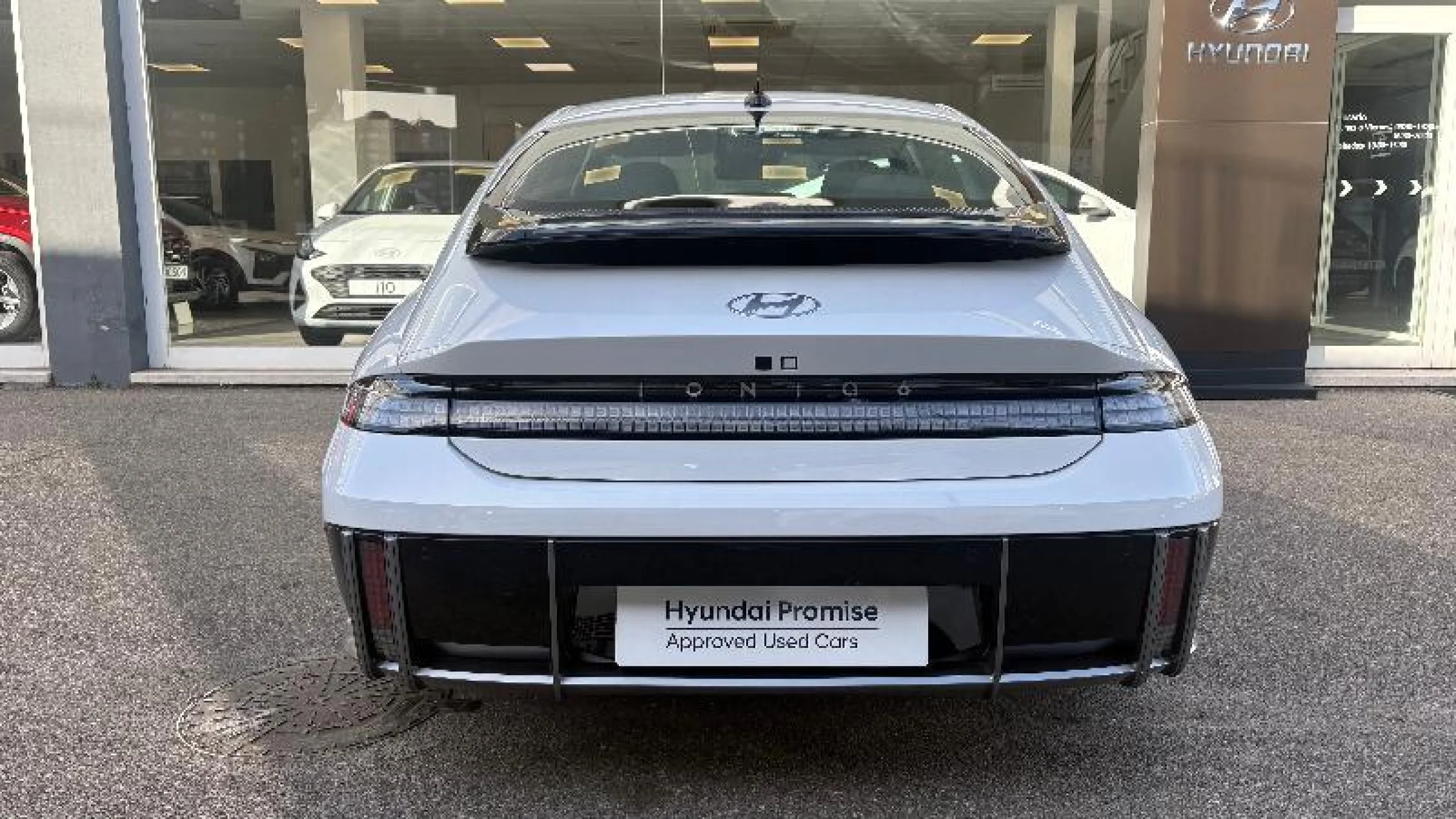 HYUNDAI Ioniq 6 53KWH 111KW LIGHT RWD - Foto 8