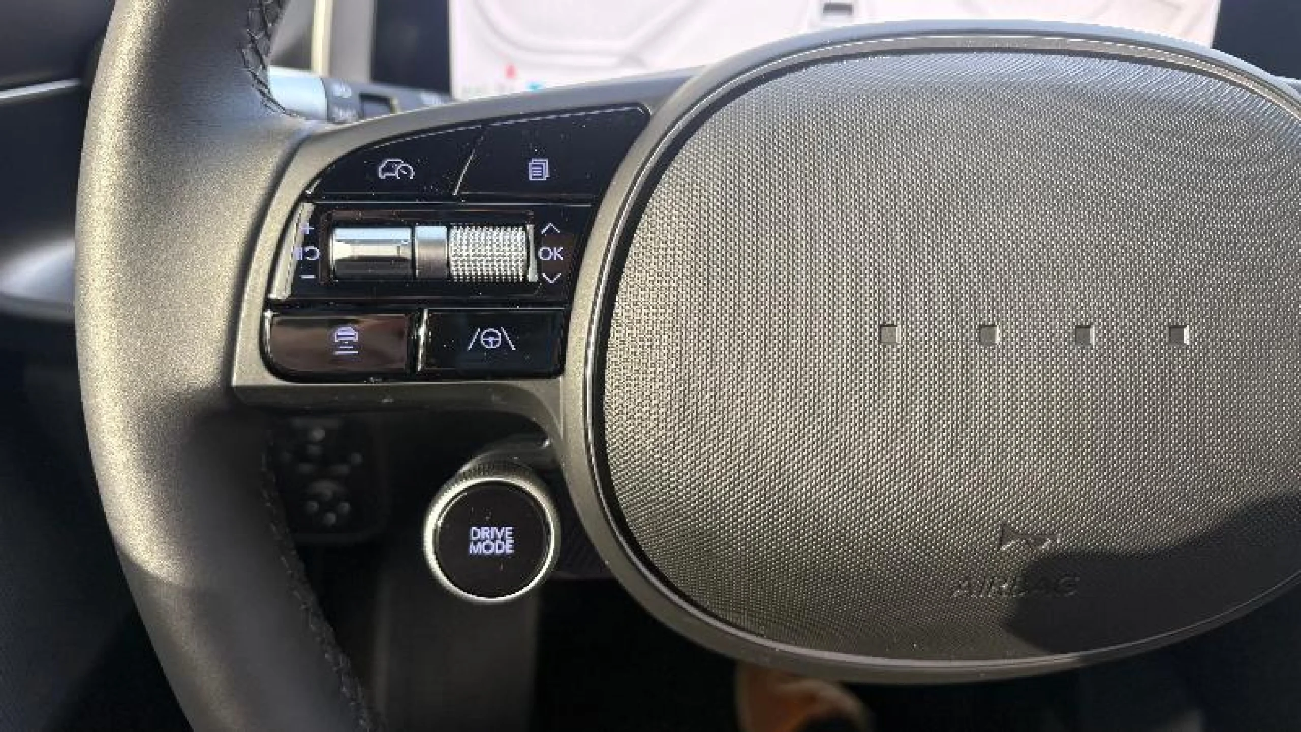 HYUNDAI Ioniq 6 53KWH 111KW LIGHT RWD - Foto 18