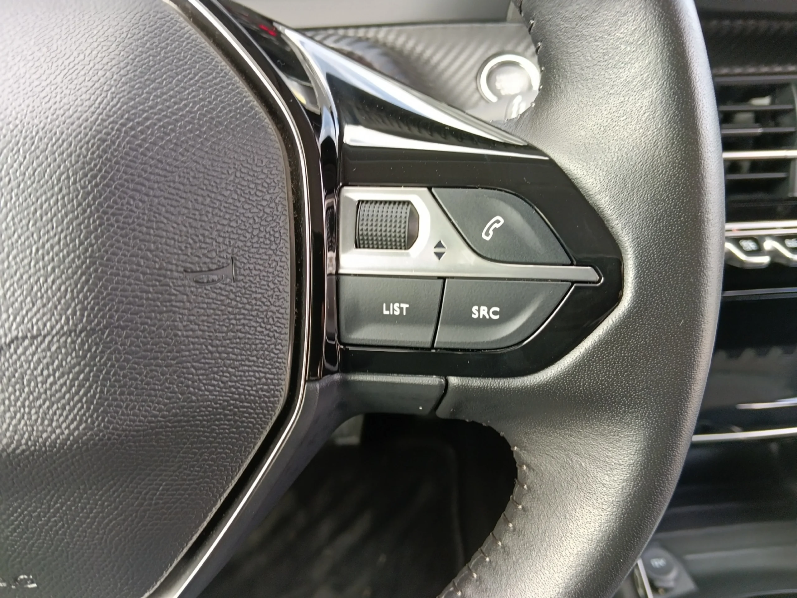 PEUGEOT 2008 ALLURE BLUEHDI 81KW (110CV) - Foto 12