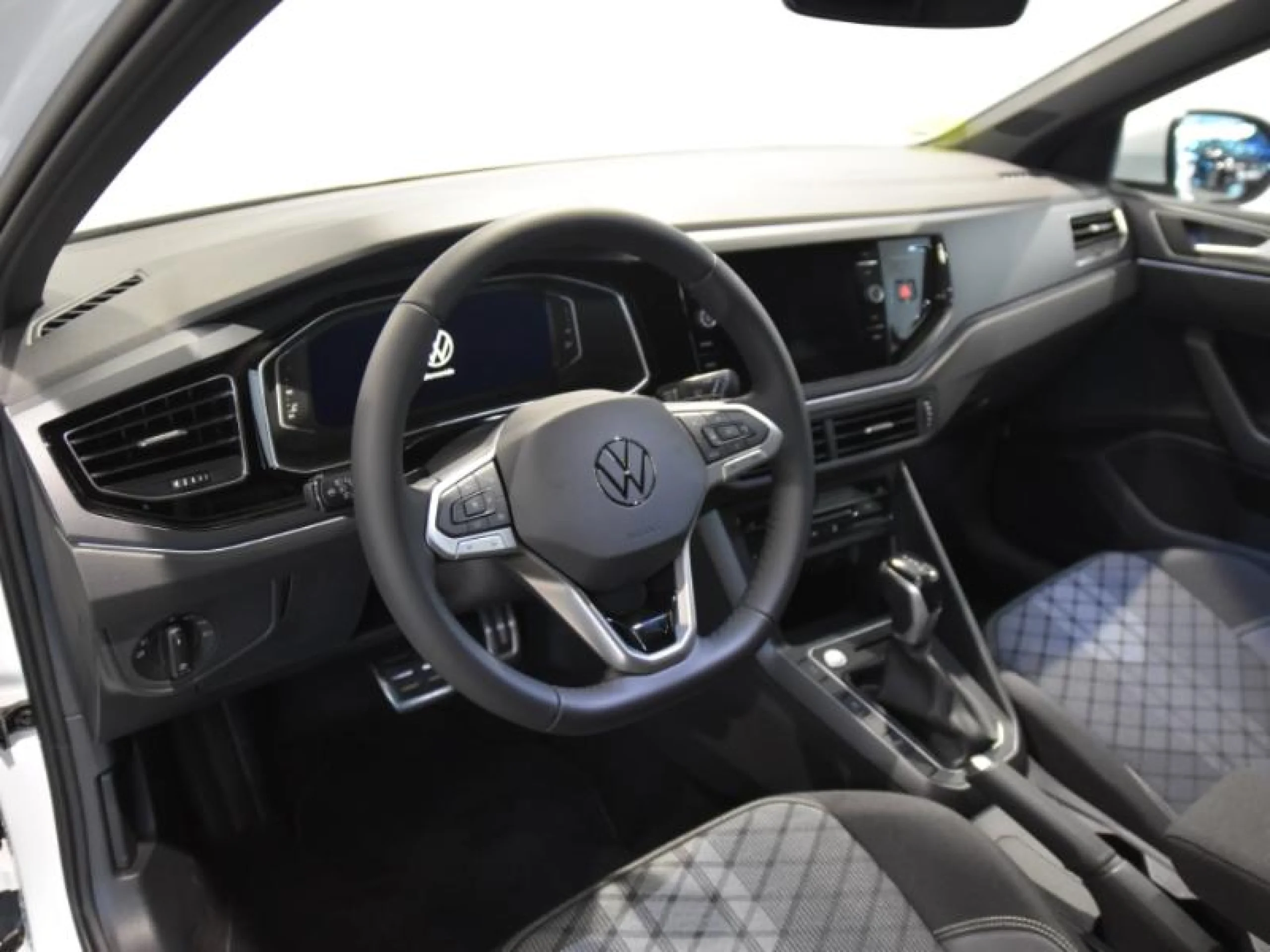 VOLKSWAGEN TAIGO TAIGO R LINE  1.0 TSI 85 KW (116 CV )  AUTOMÁTICO DSG 7 VEL. - Foto 10