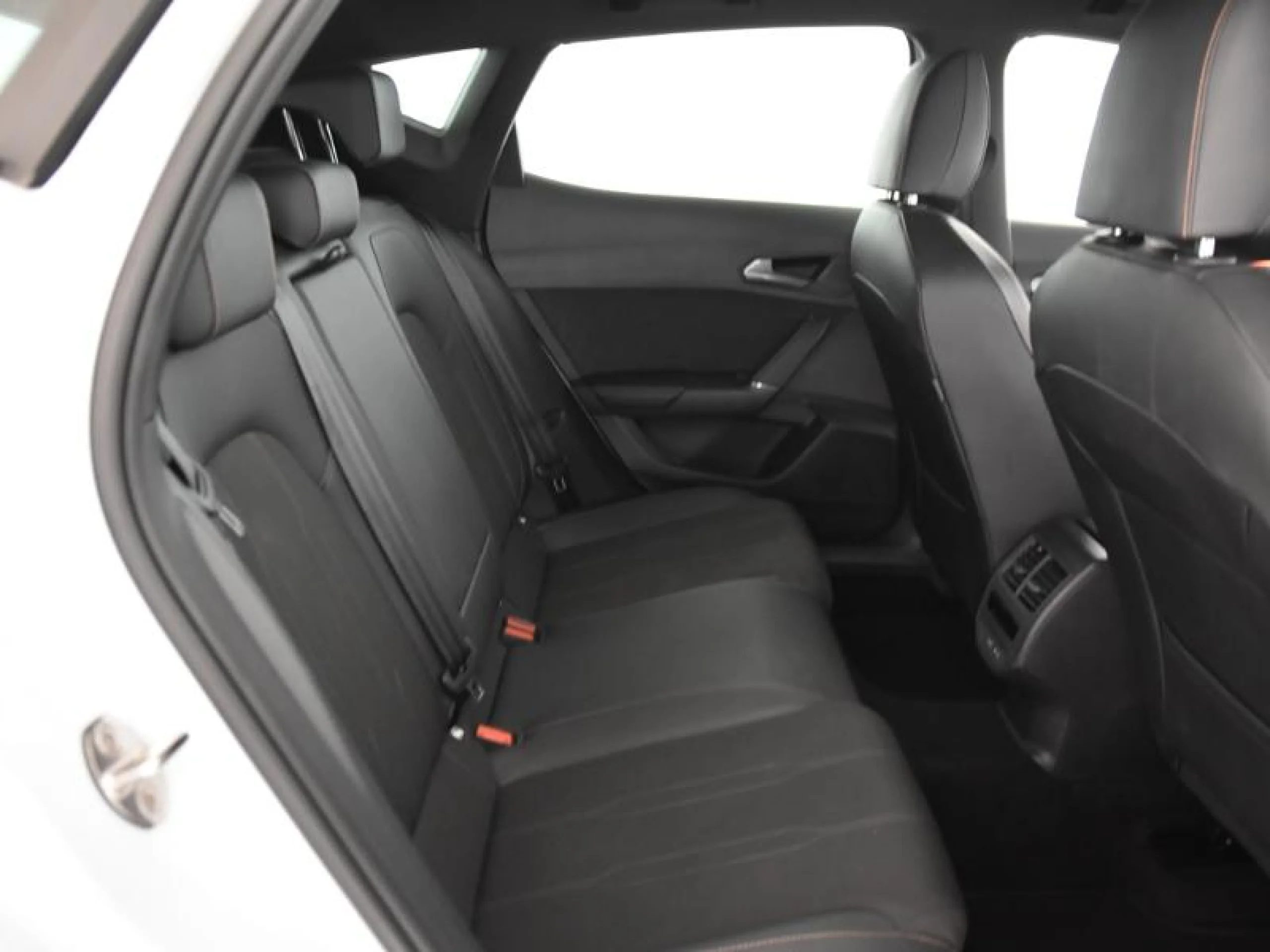 CUPRA FORMENTOR 2.0 TDI 110KW (150 CV) DSG - Foto 6