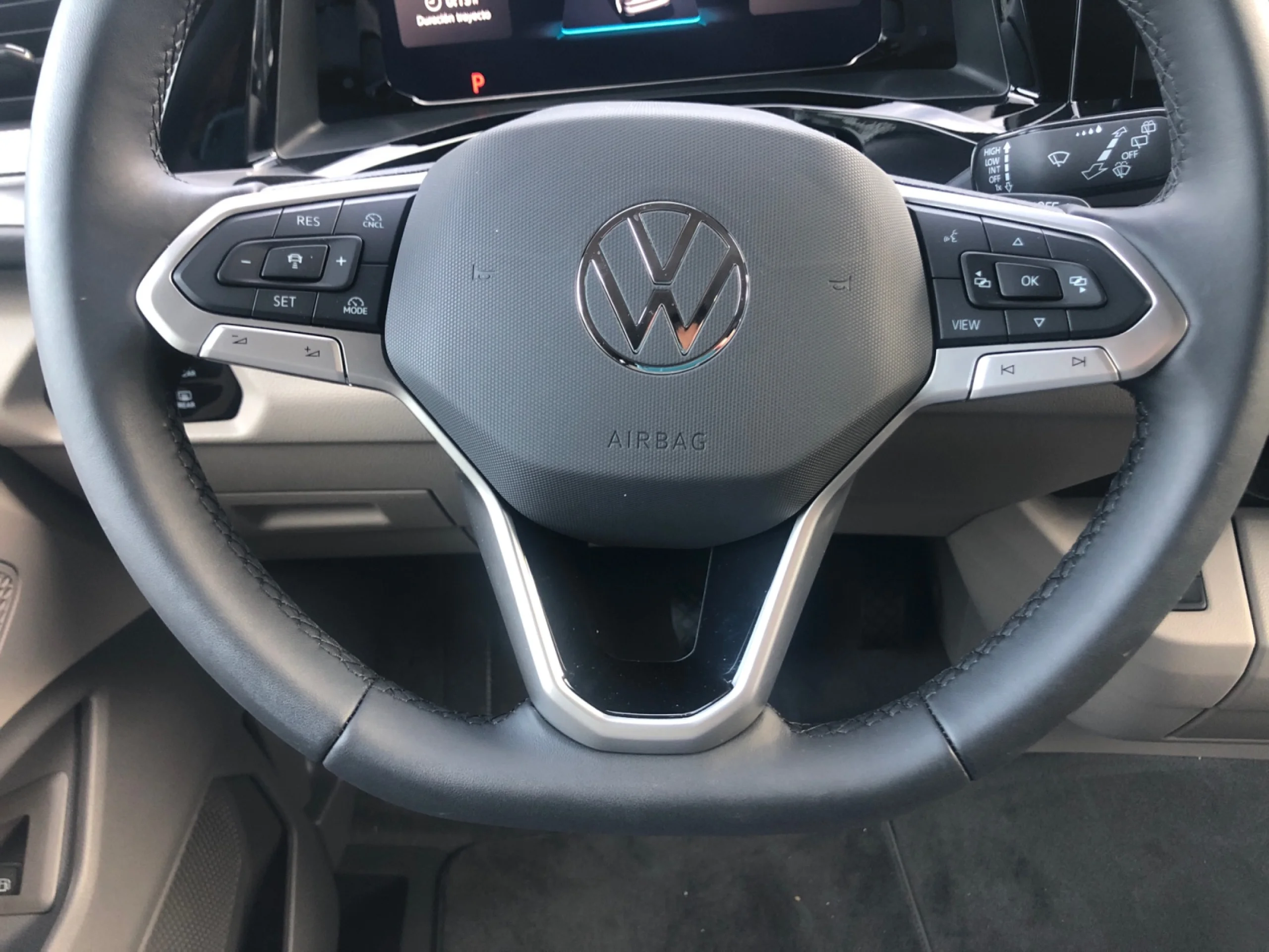 VW COMERCIALES Multivan MULTIVAN   MULTIVAN    1.5 EHYBRID 130 KW (177 CV) / 100 KW (136 CV) DSG 6 VEL. 4MOTION    19,7 KWH - Foto 9