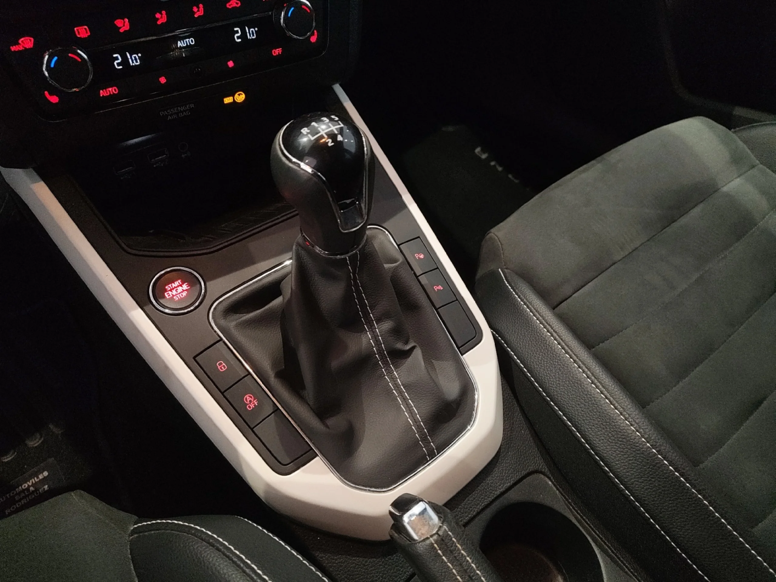 SEAT ARONA 1.0 TSI 70KW XCELLENCE EDITION ECO - Foto 14