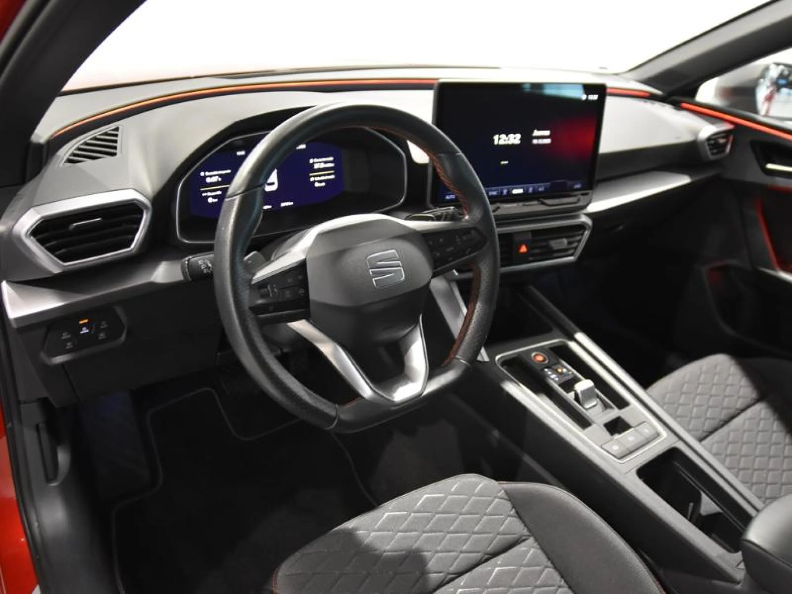 SEAT LEON 2.0 TDI 110KW DSG 7 S&S FR XL - Foto 9