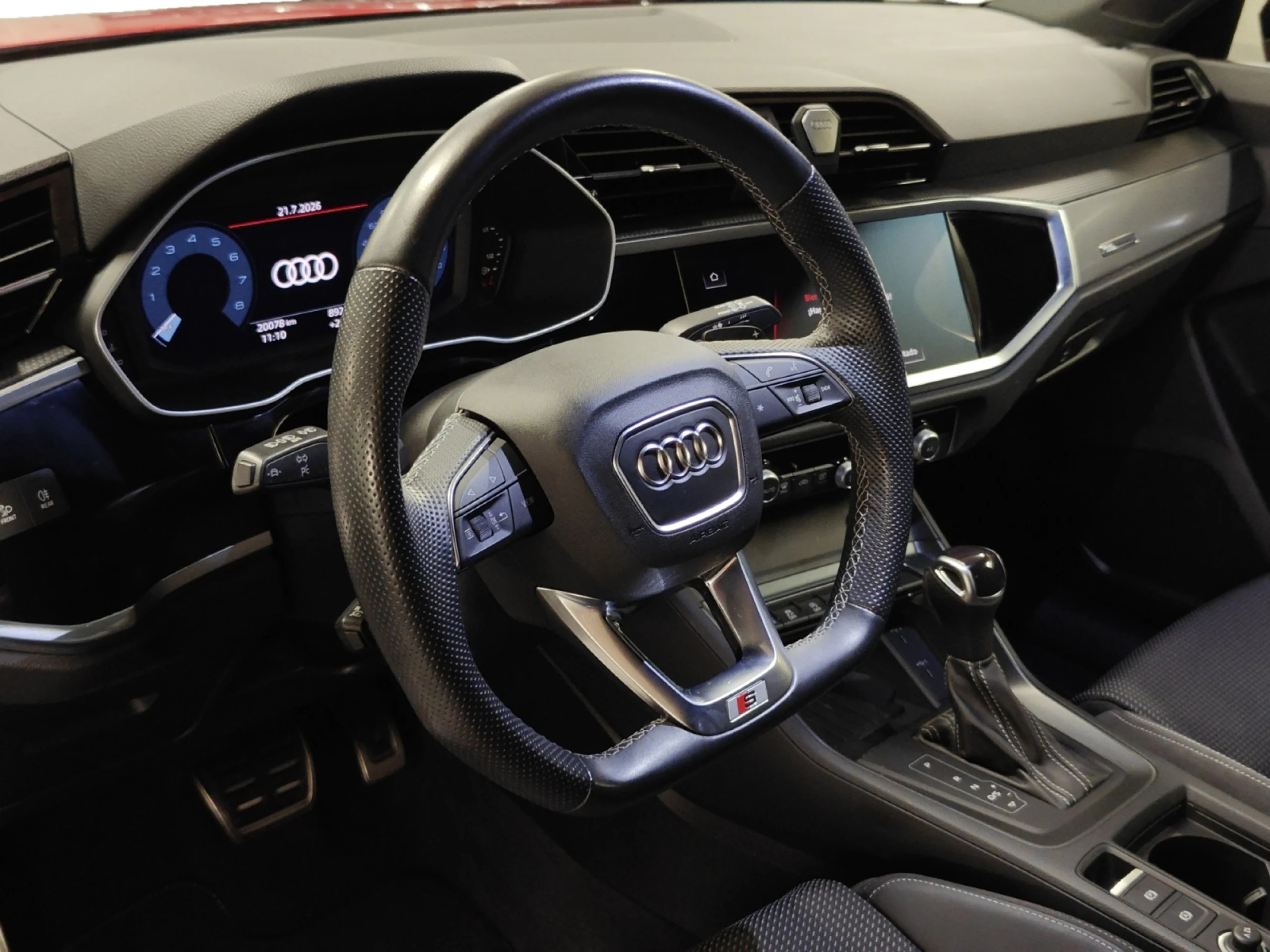 AUDI Q3 SPORTBACK 35 TFSI 110KW(150CV) S TRONIC BLACK LINE - Foto 9