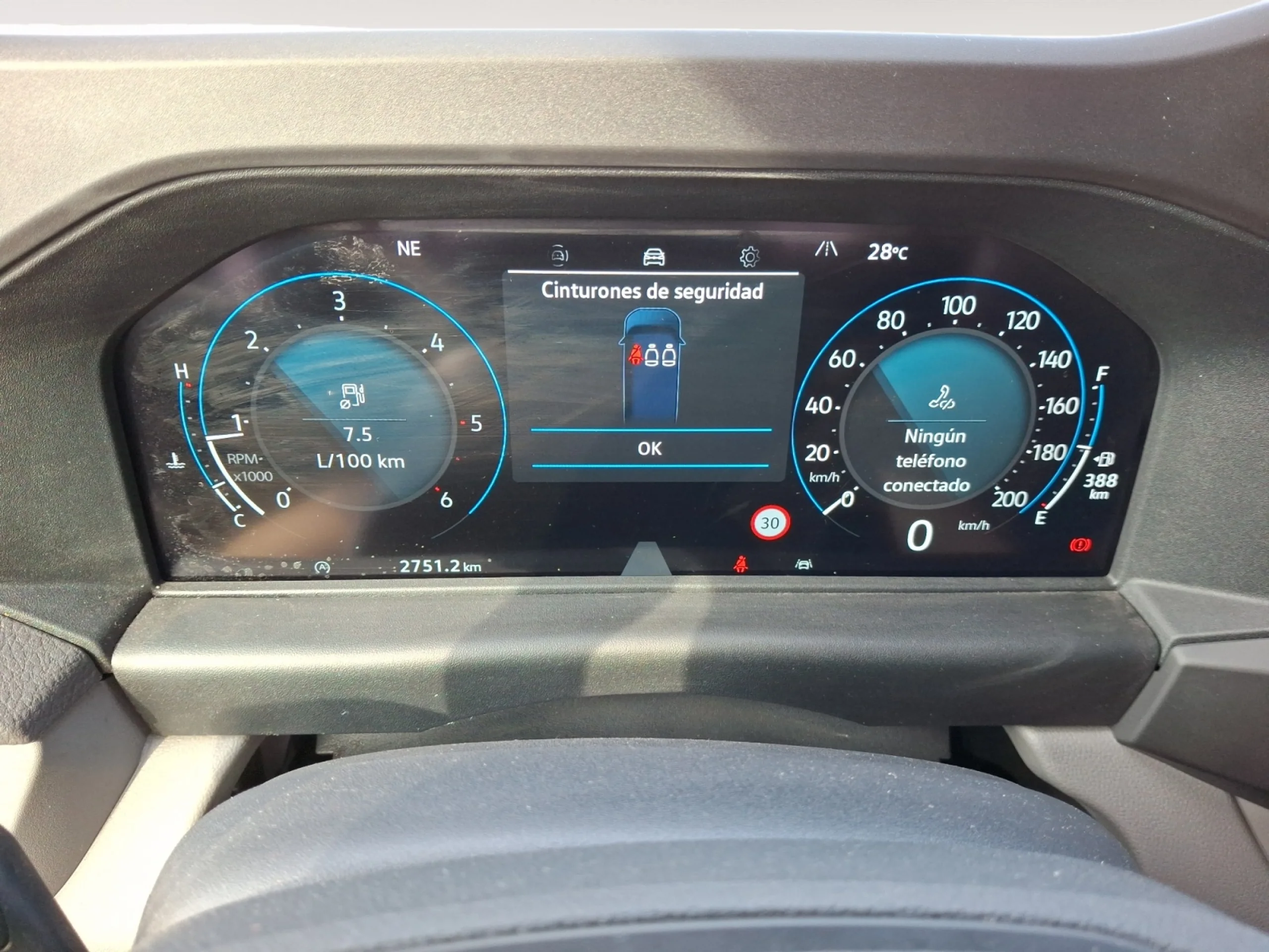 VW COMERCIALES Transporter TRANSPORTER   FURG N  BATALLA CORTA  2.0 TDI 81 KW (110 CV) 6 VEL. - Foto 12