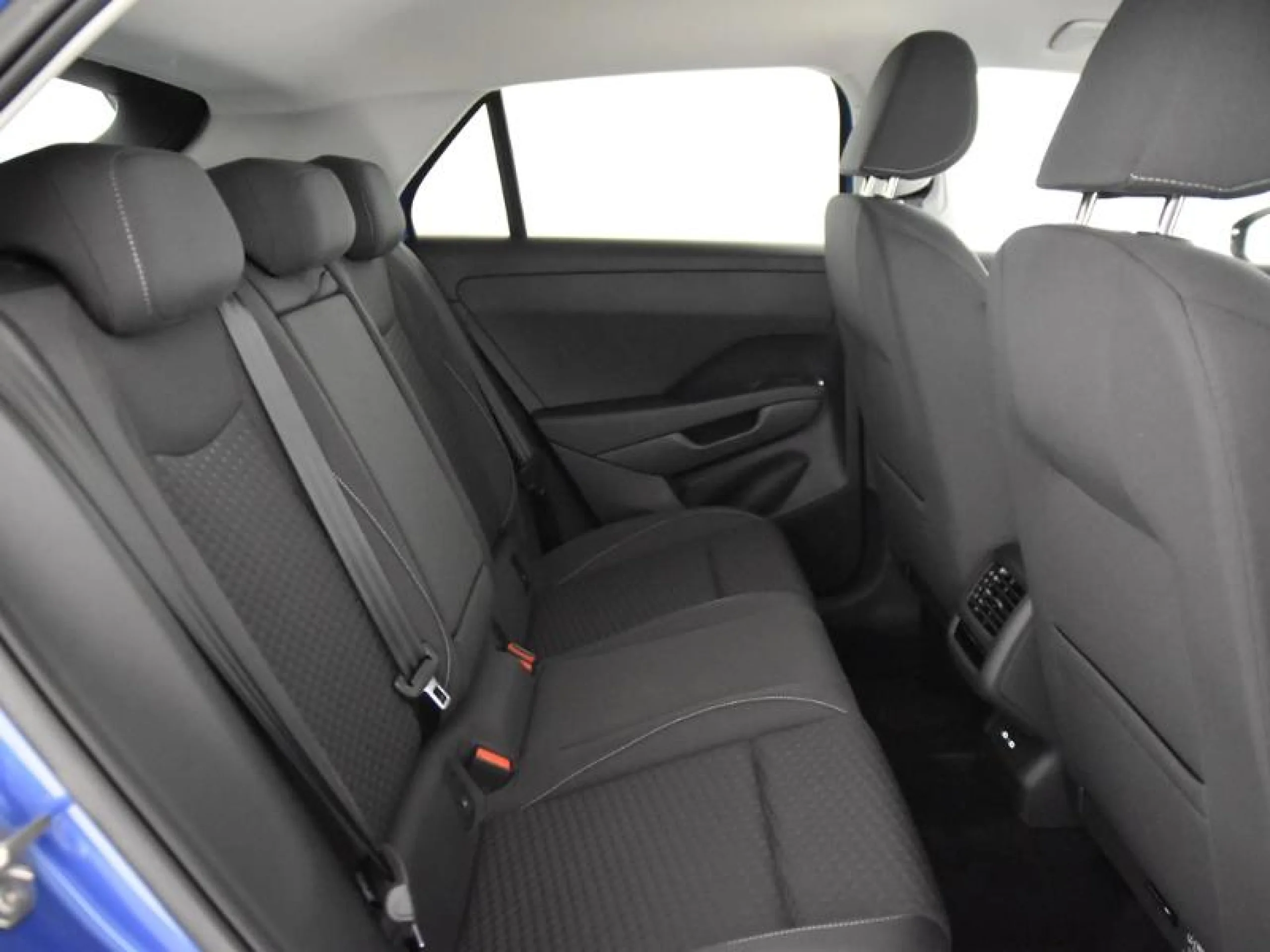 VOLKSWAGEN T ROC T ROC MÁS  1.5 ETSI 85 KW (116 CV)  AUTOMÁTICO DSG 7 VEL. - Foto 6
