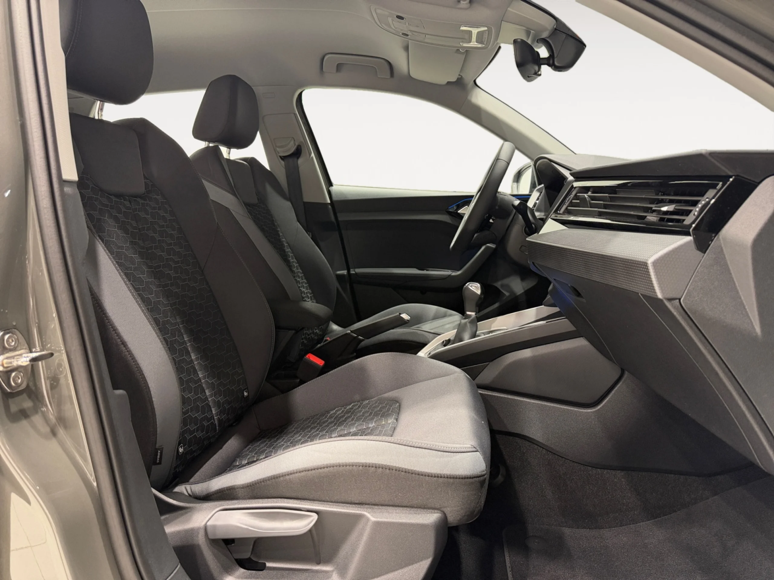 AUDI A1 SPORTBACK ADRENALIN 30 TFSI 85KW (116CV) - Foto 5