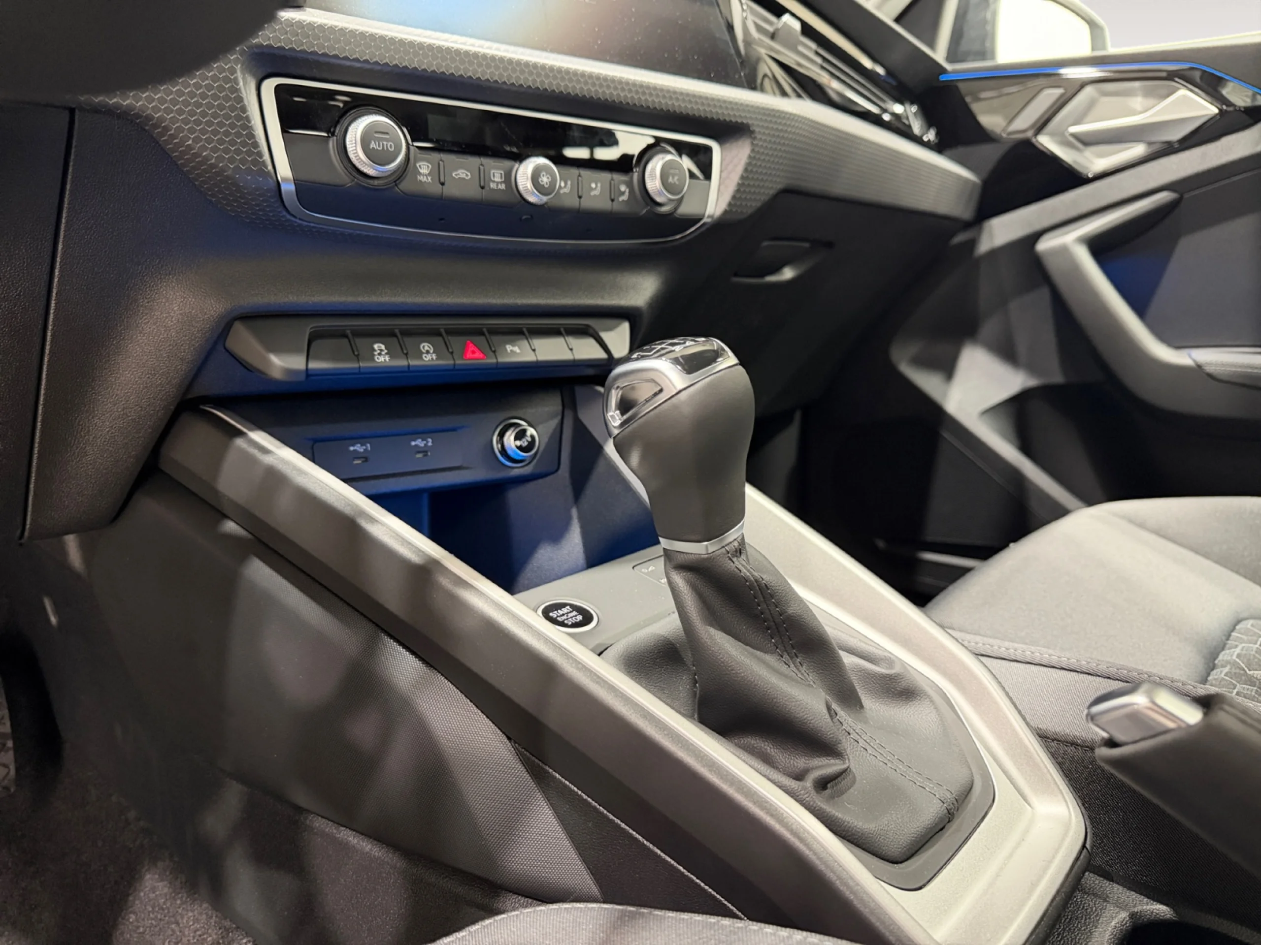 AUDI A1 SPORTBACK ADRENALIN 30 TFSI 85KW (116CV) - Foto 14