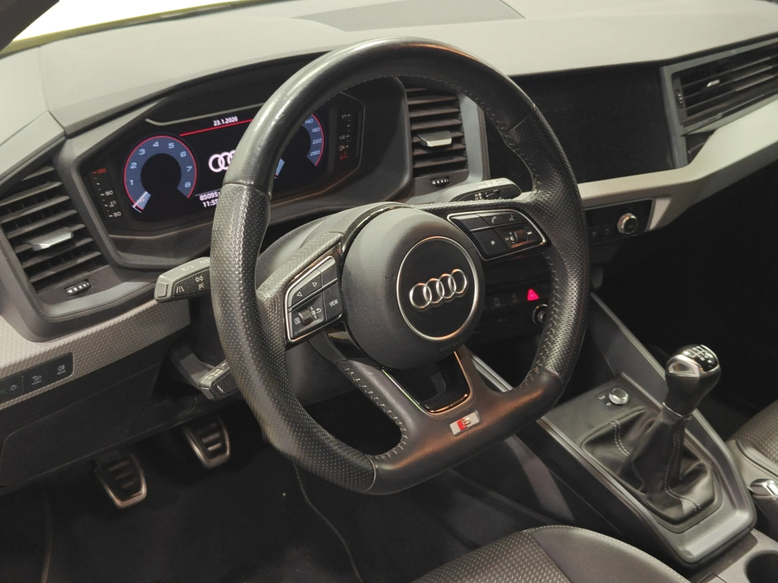 AUDI A1 SPORTBACK S LINE 30 TFSI 85KW (116CV) - Foto 9