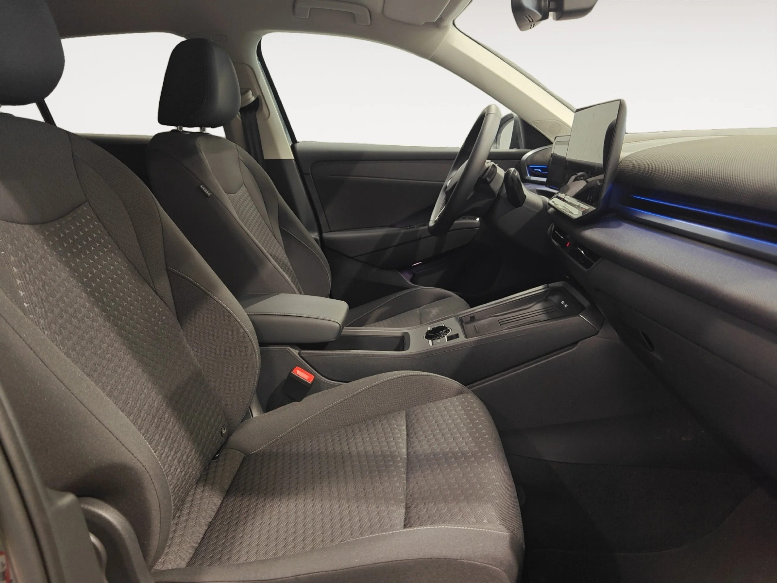 VOLKSWAGEN T ROC ··MÁS·· 1.5 TSI 110KW (150CV) DSG - Foto 5