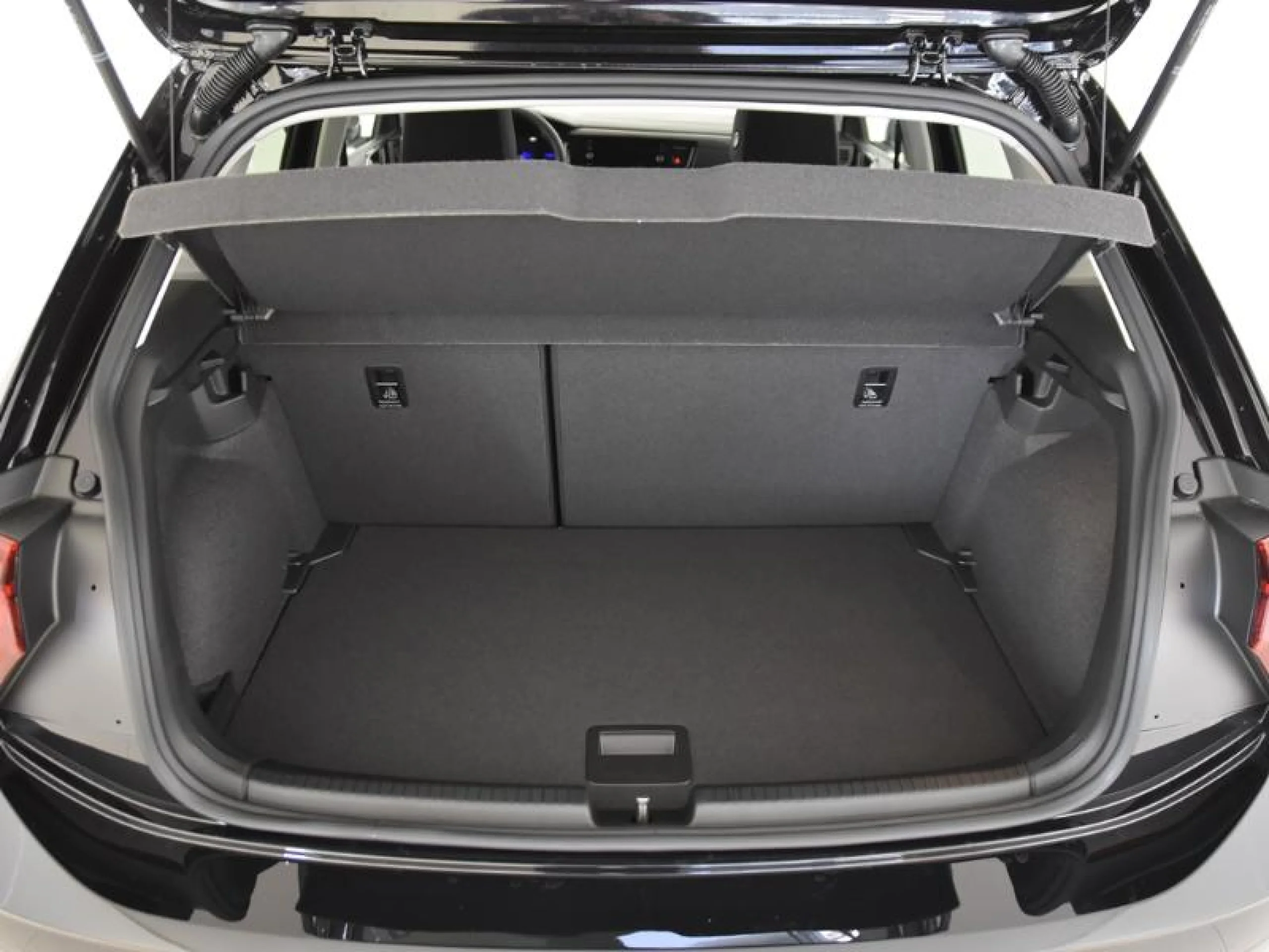 VOLKSWAGEN POLO POLO MÁS 1.0 TSI 70 KW (95 CV)  5 VEL. - Foto 7