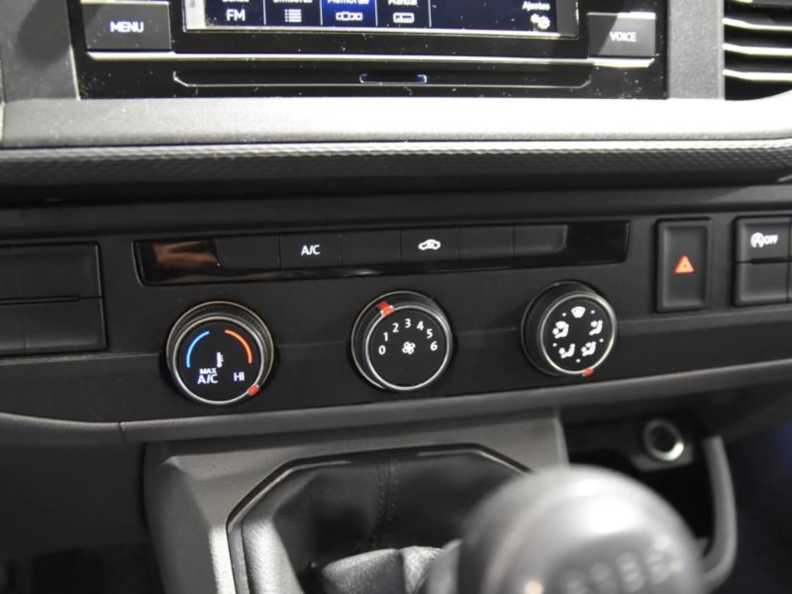 VOLKSWAGEN TRANSPORTER FURGON 2.0 TDI BMT 81 KW - Foto 11