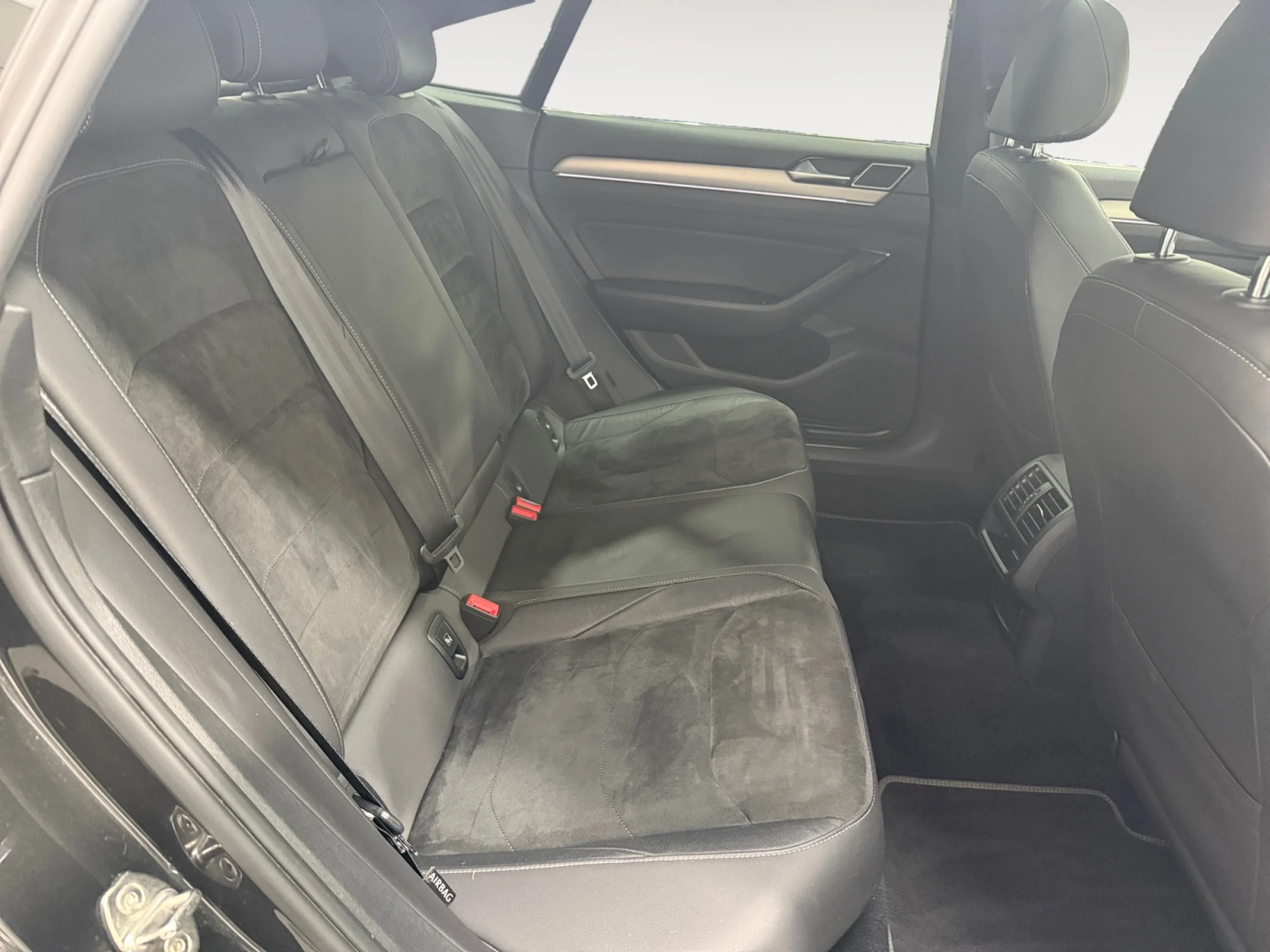 VOLKSWAGEN ARTEON R LINE 2.0 TDI 110KW (150CV) DSG - Foto 6
