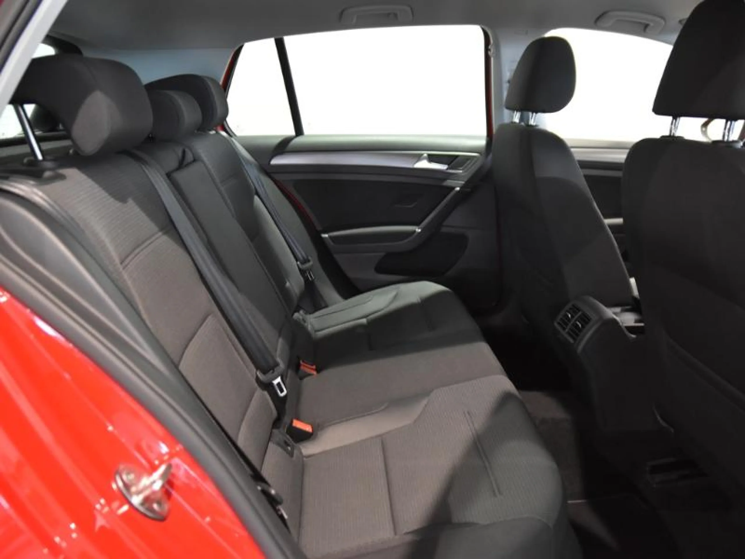 VOLKSWAGEN GOLF ADVANCE 1.5 TSI EVO 96KW (130CV) - Foto 6