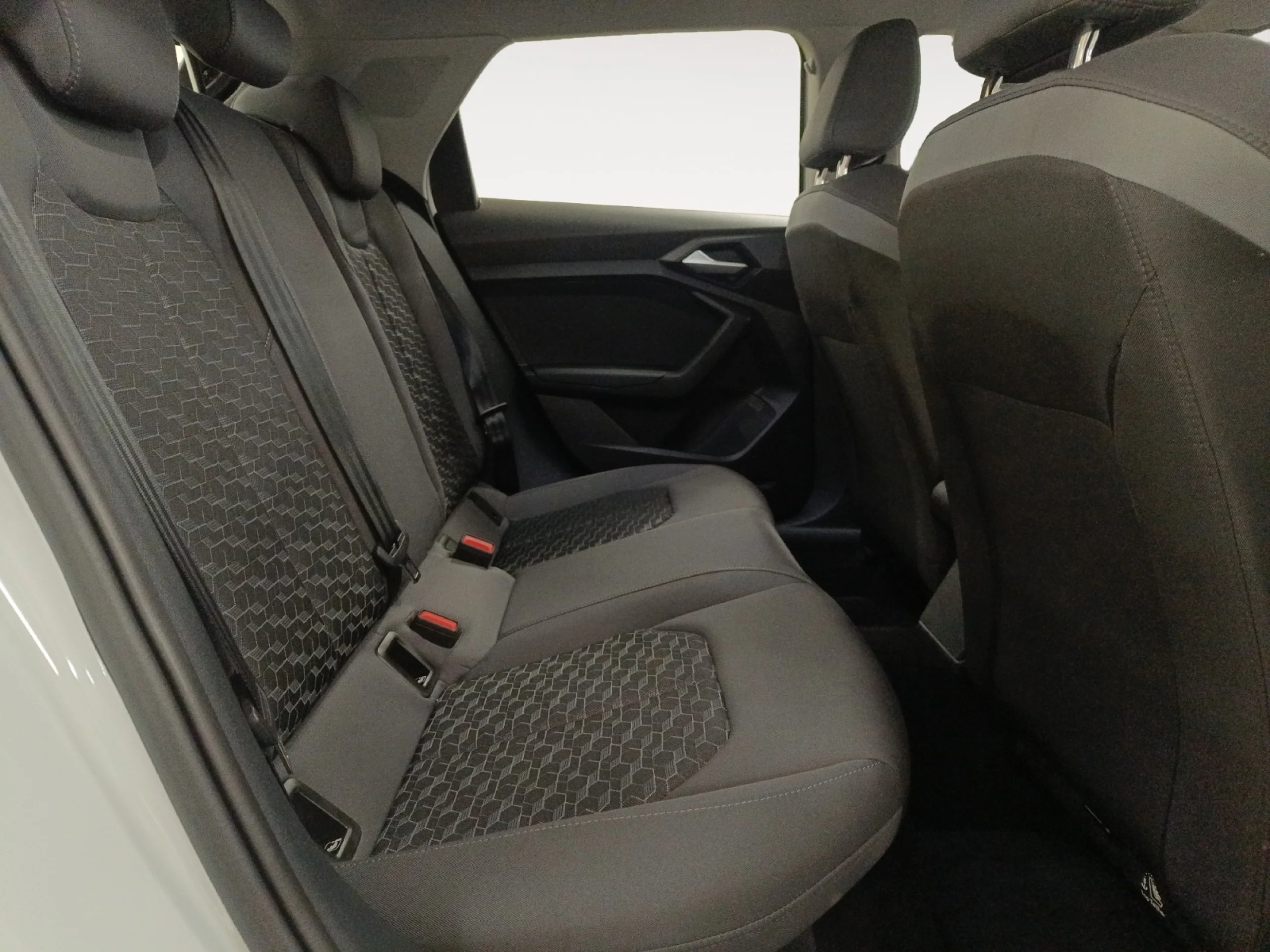 AUDI A1 SPORTBACK ADRENALIN 30 TFSI 85KW (116CV) - Foto 6