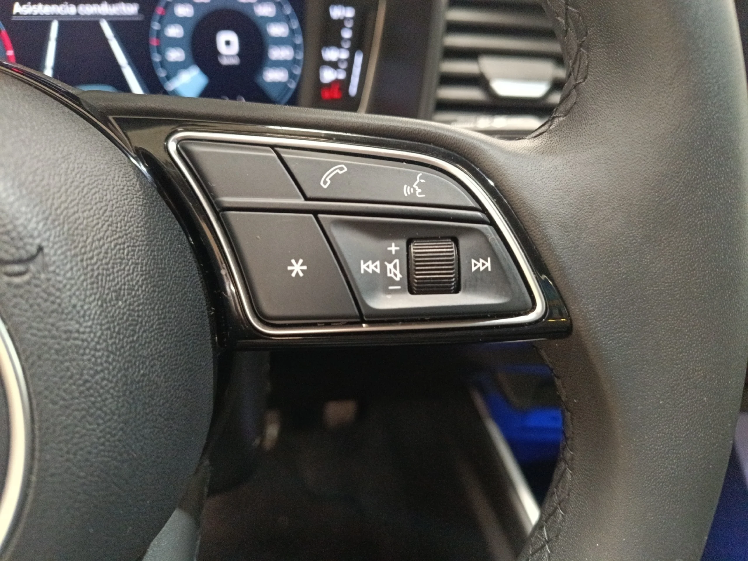 AUDI A1 SPORTBACK ADRENALIN 30 TFSI 85KW (116CV) - Foto 10