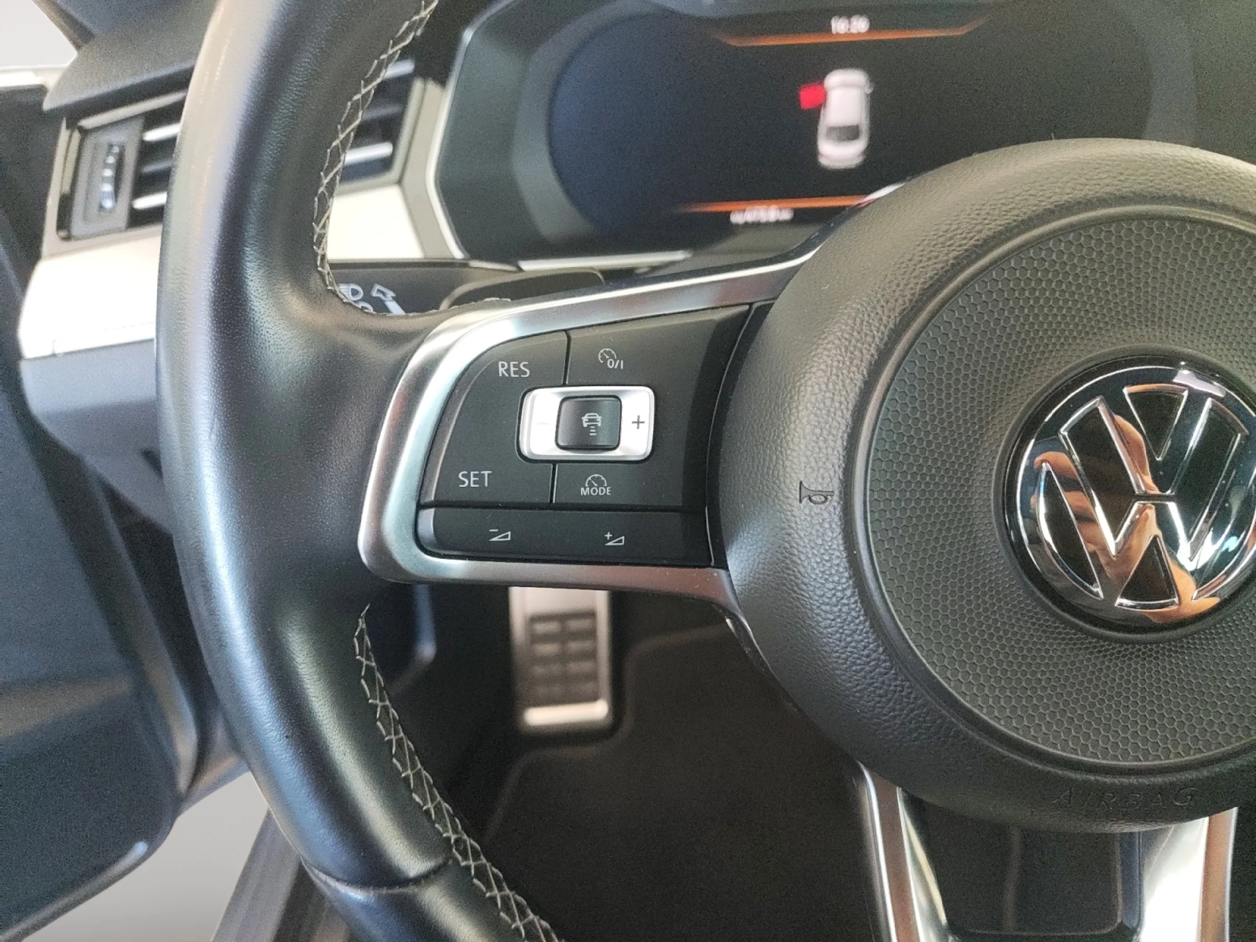 VOLKSWAGEN ARTEON R LINE 2.0 TSI 140KW (190CV) DSG - Foto 11