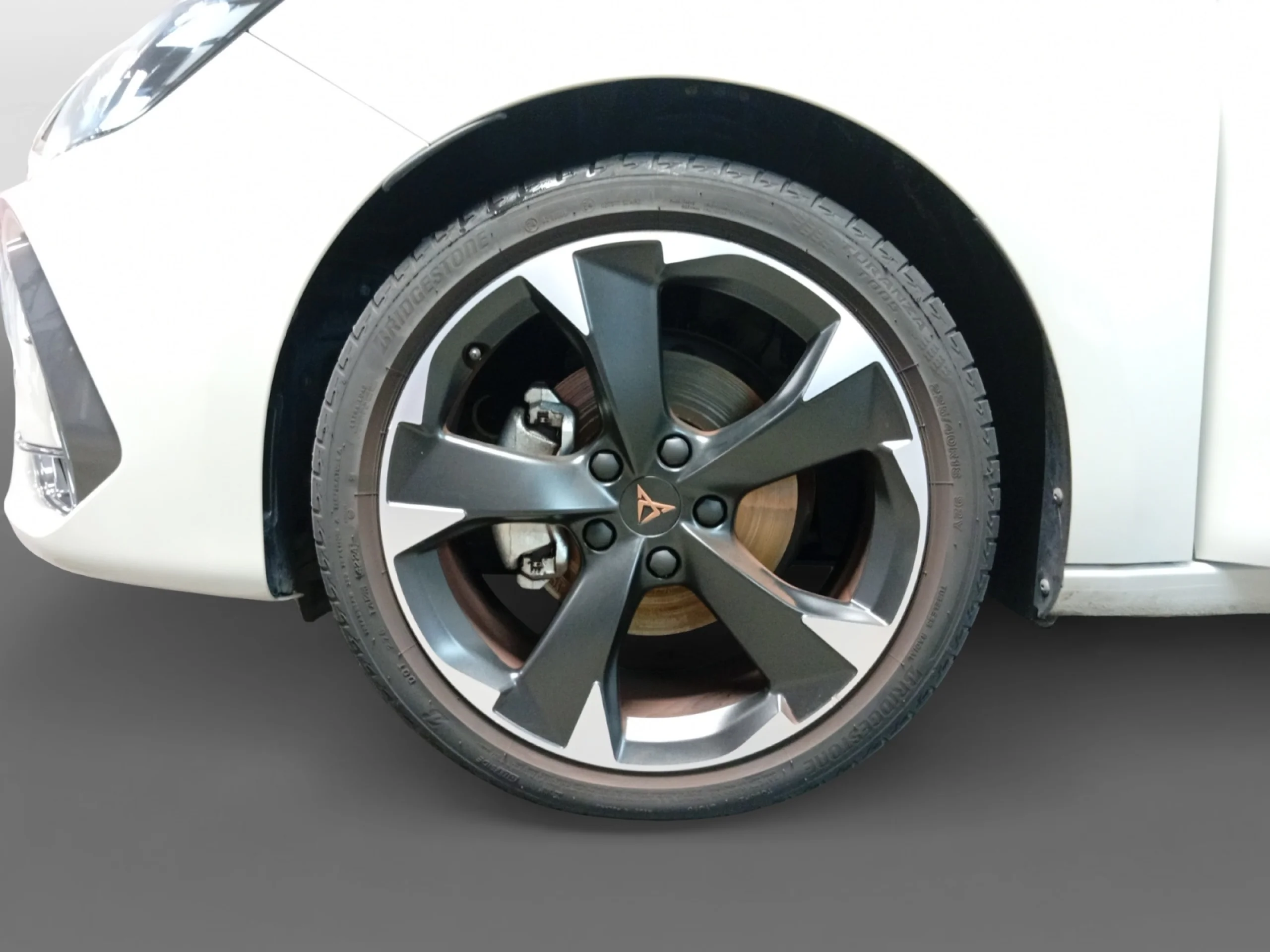 CUPRA LEON 1.5 ETSI 110KW (150CV) DSG - Foto 9