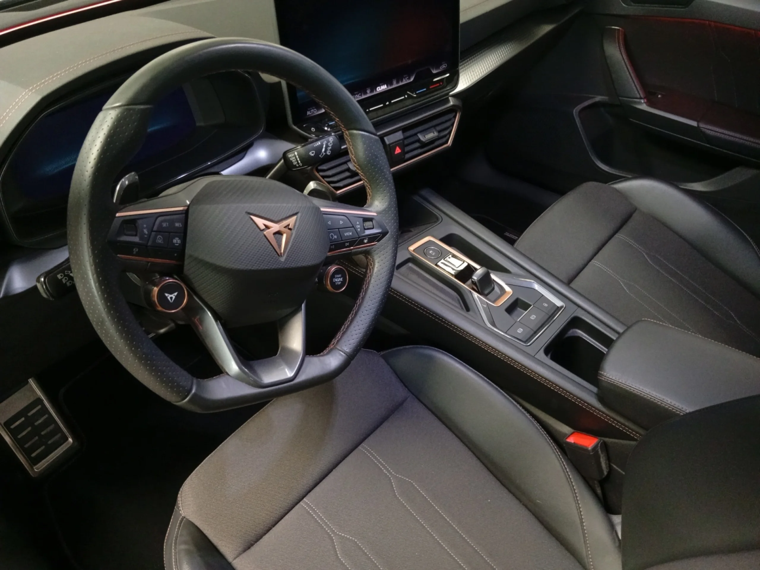 CUPRA LEON 1.5 ETSI 110KW (150CV) DSG - Foto 10