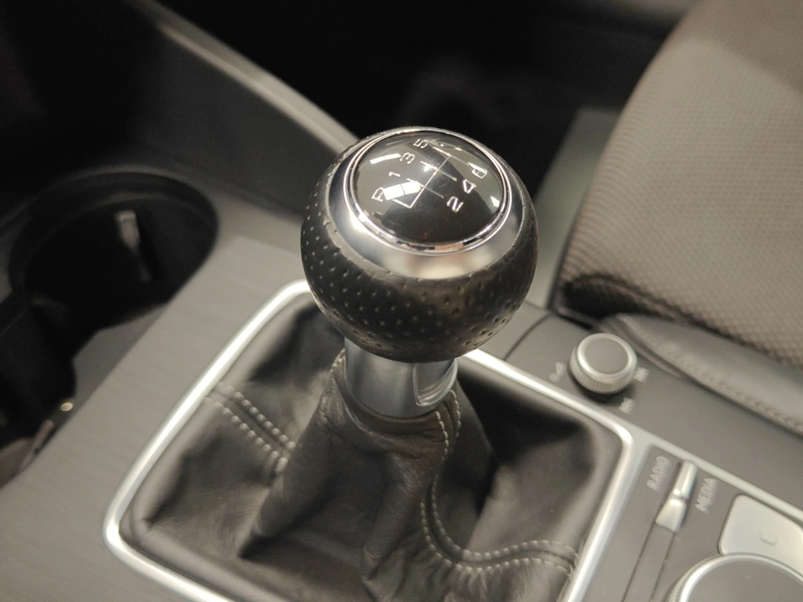 AUDI A3 SPORTBACK S LINE 30 TDI 85KW (116CV) - Foto 17