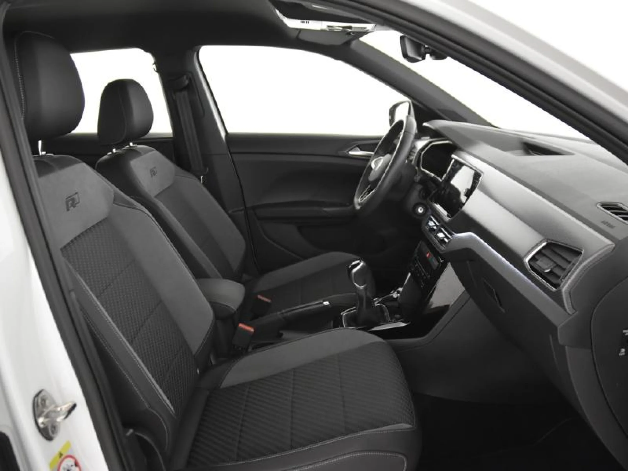 VOLKSWAGEN T CROSS SPORT 1.0 TSI 81KW (110CV) - Foto 5