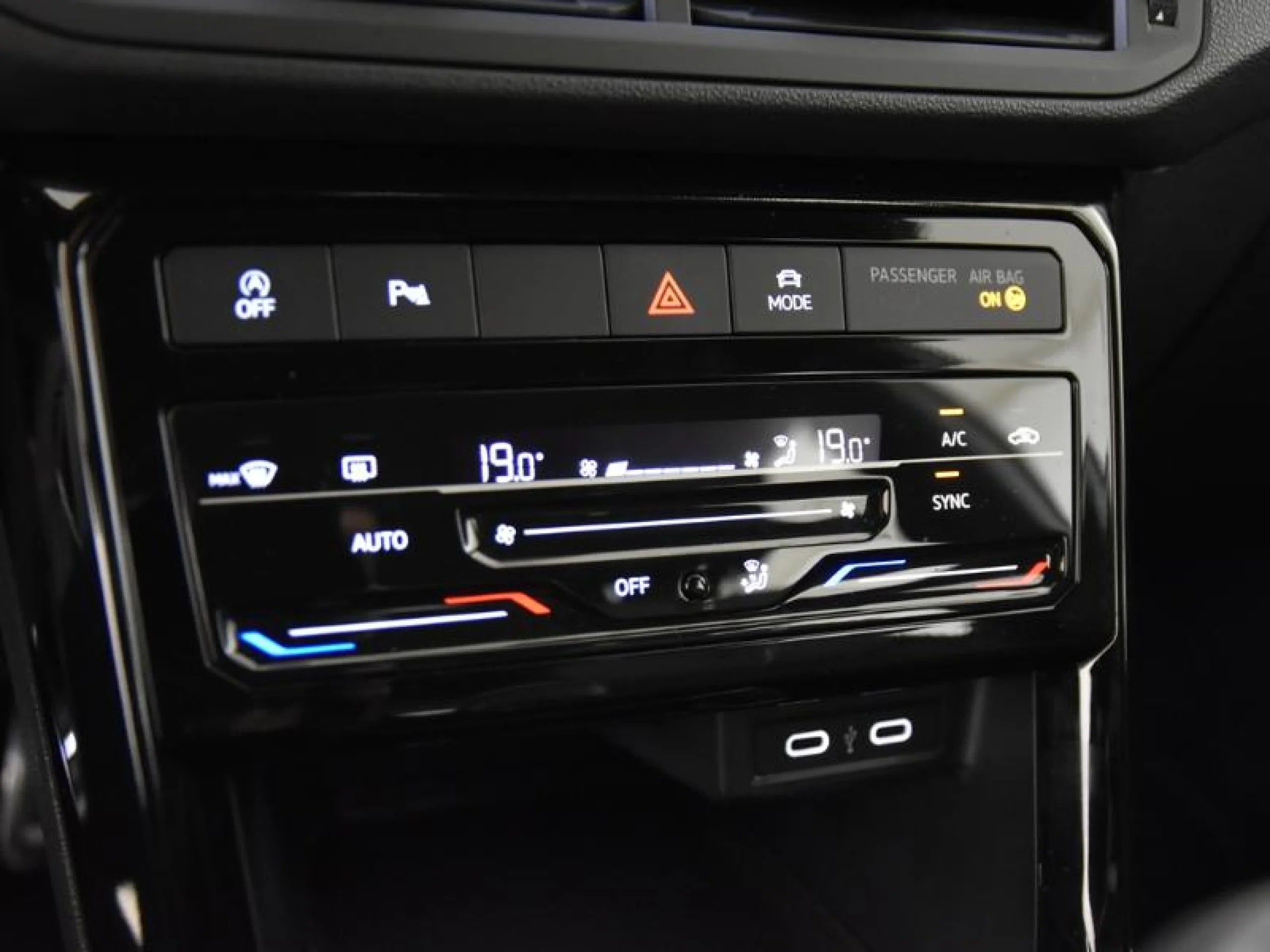 VOLKSWAGEN T CROSS SPORT 1.0 TSI 81KW (110CV) - Foto 11