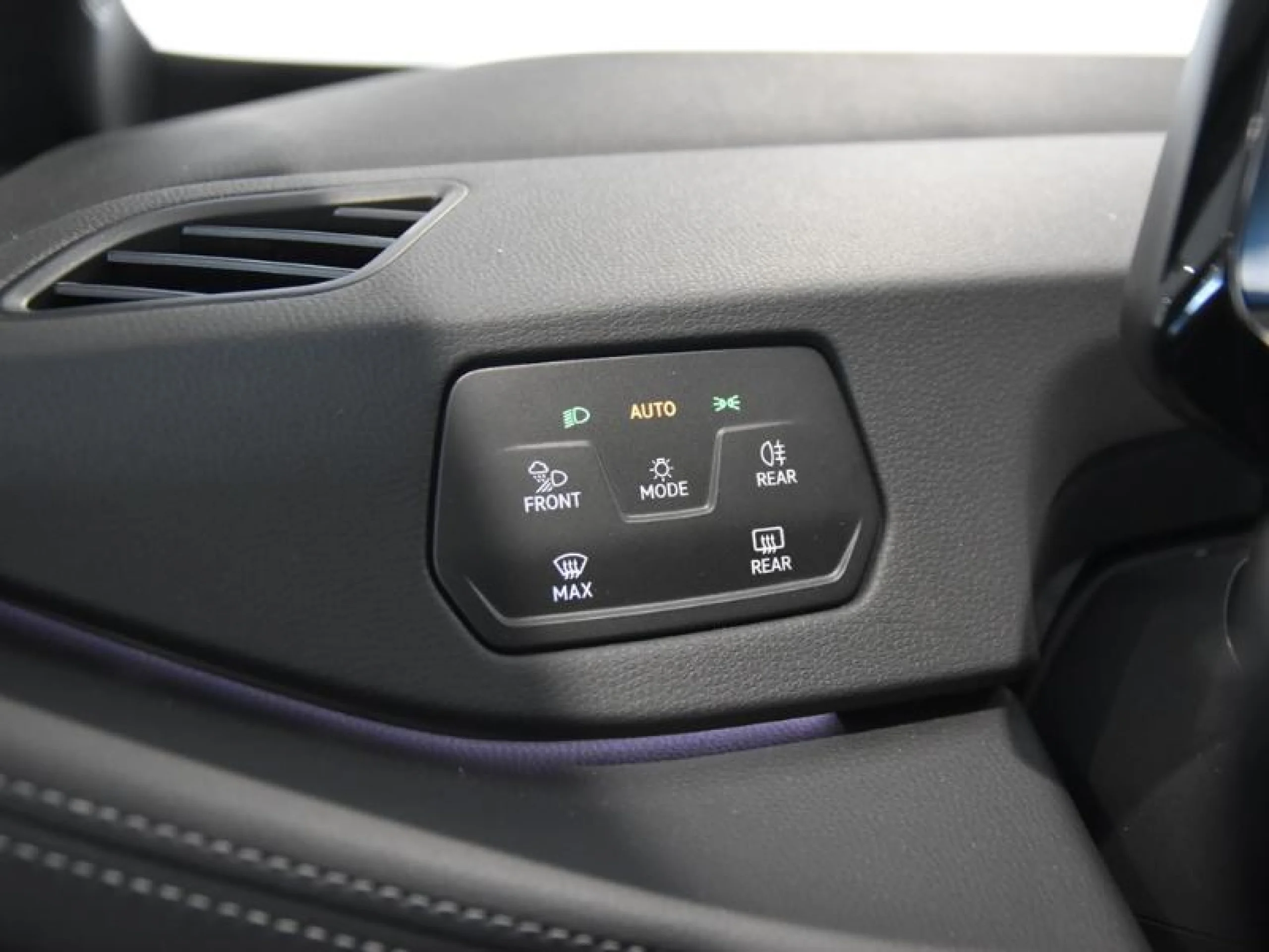 VOLKSWAGEN ID.3 ID.3 PRO   150 KW (204 CV) 59 KWH AUTOMÁTICO 1 VEL. - Foto 19