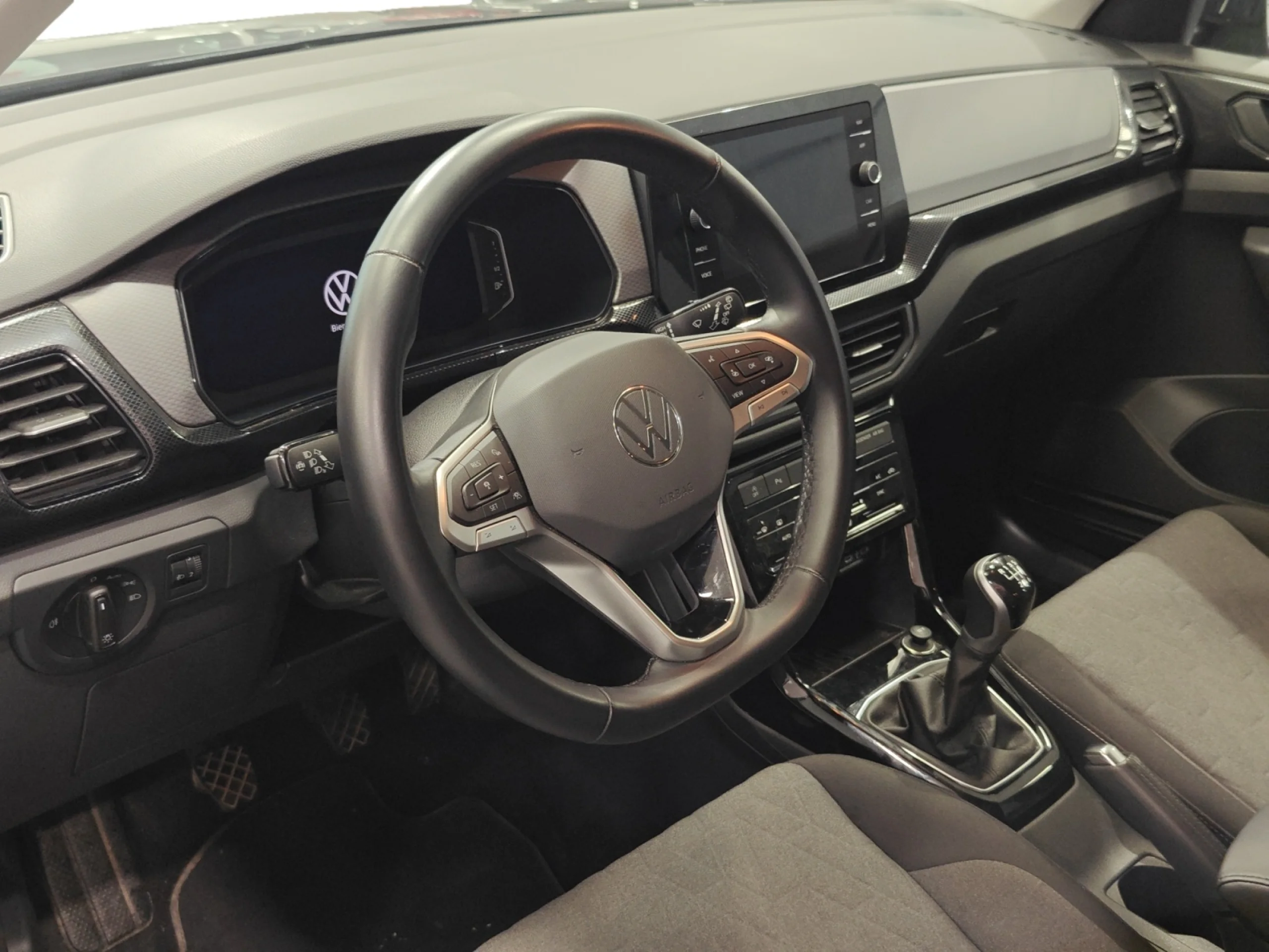 VOLKSWAGEN T CROSS ··MÁS·· 1.0 TSI 85KW (115CV) - Foto 9