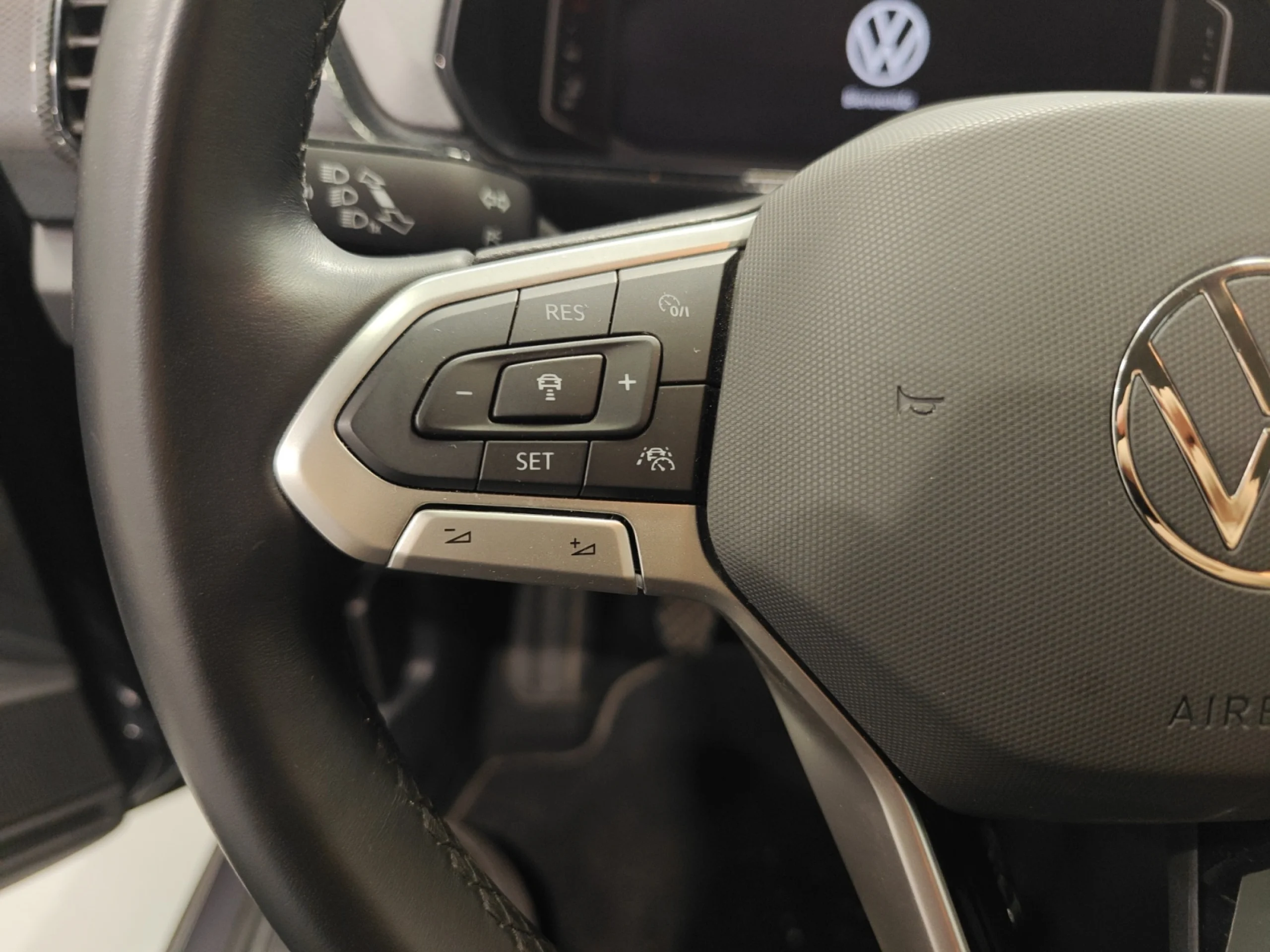 VOLKSWAGEN T CROSS ··MÁS·· 1.0 TSI 85KW (115CV) - Foto 11