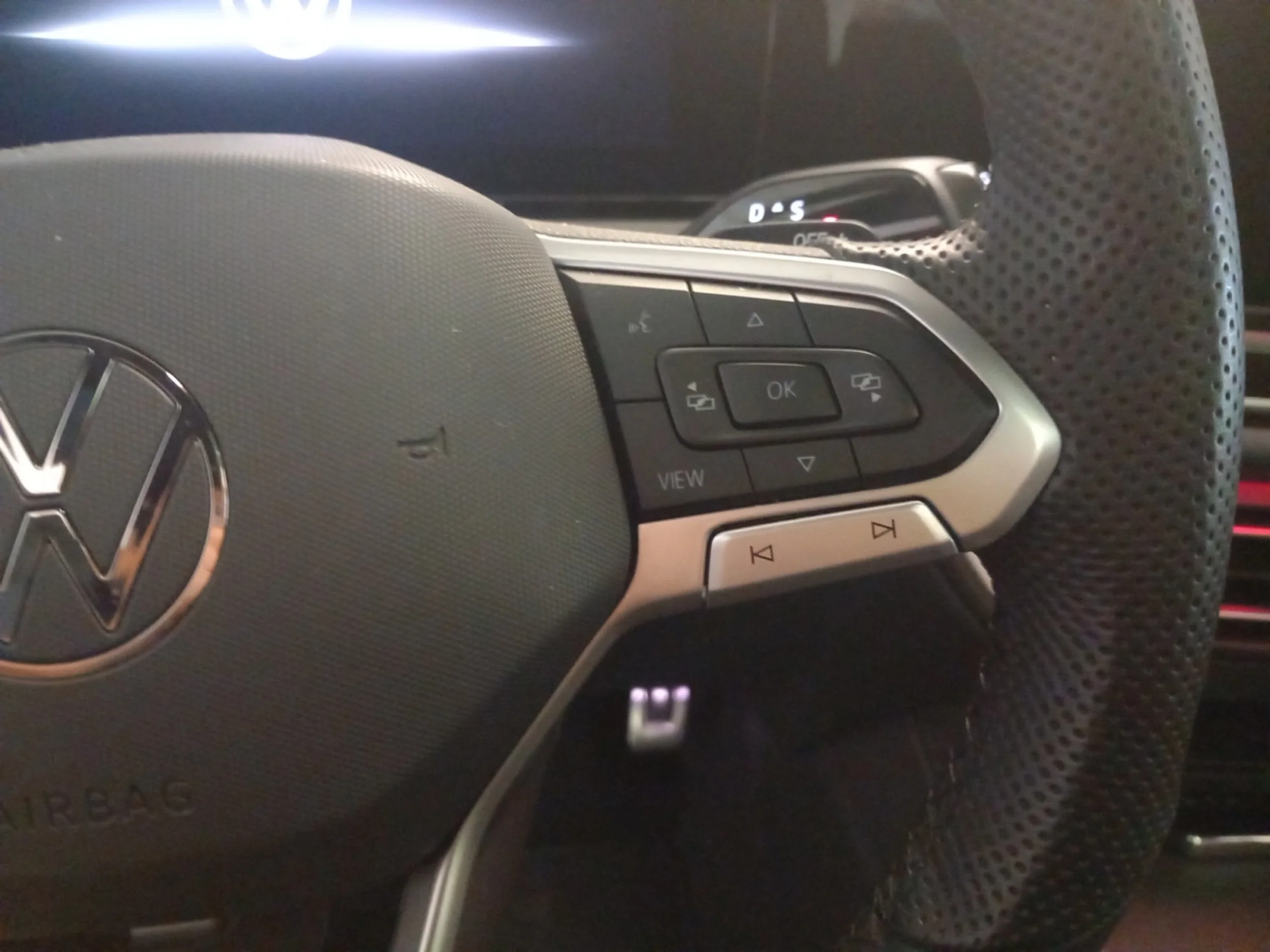 VOLKSWAGEN TIGUAN R LINE 2.0 TDI 110KW (150CV) DSG - Foto 10