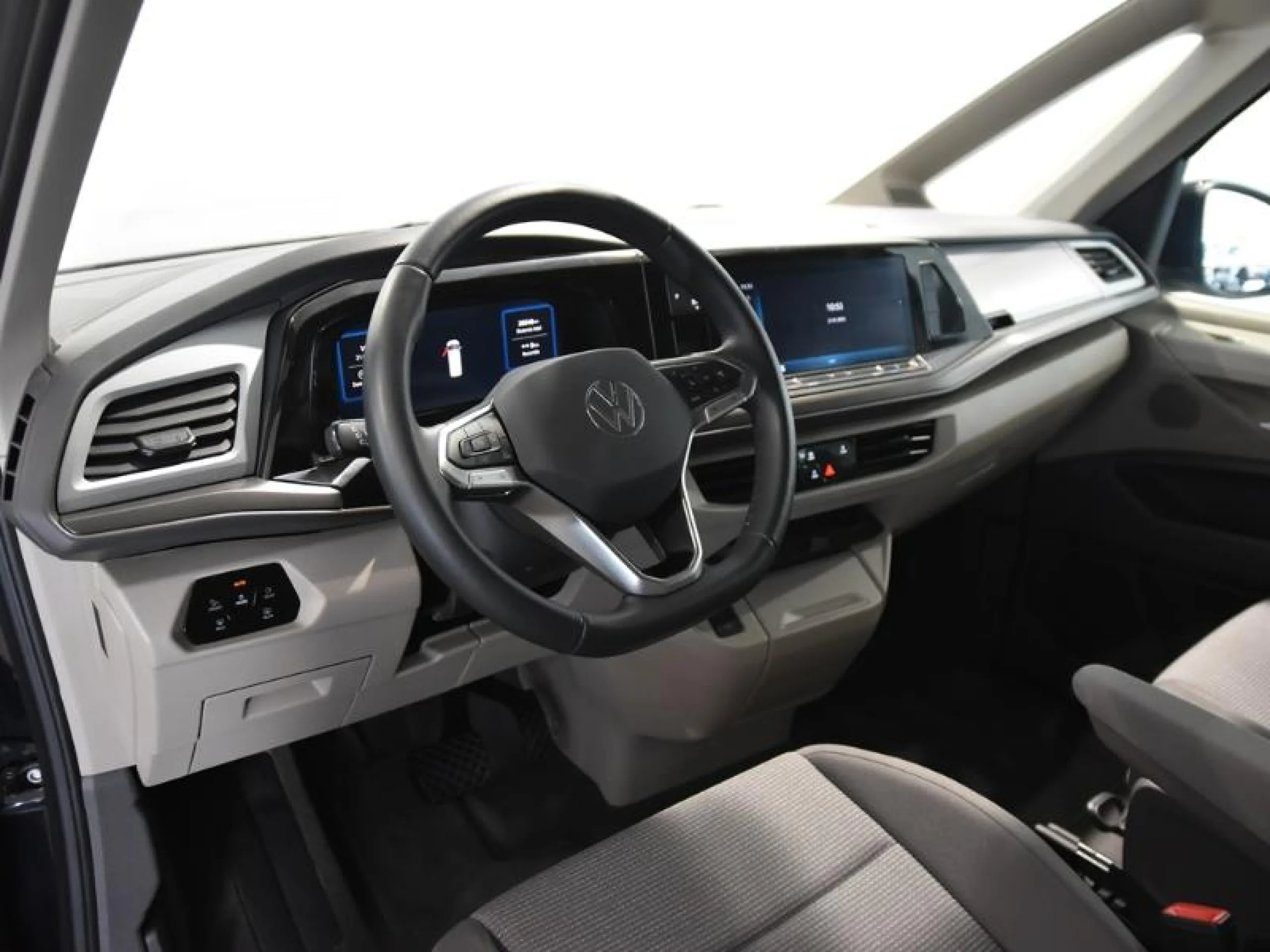 VOLKSWAGEN Multivan 2.0 TDI 110KW (150CV) DSG B.CORTA - Foto 9