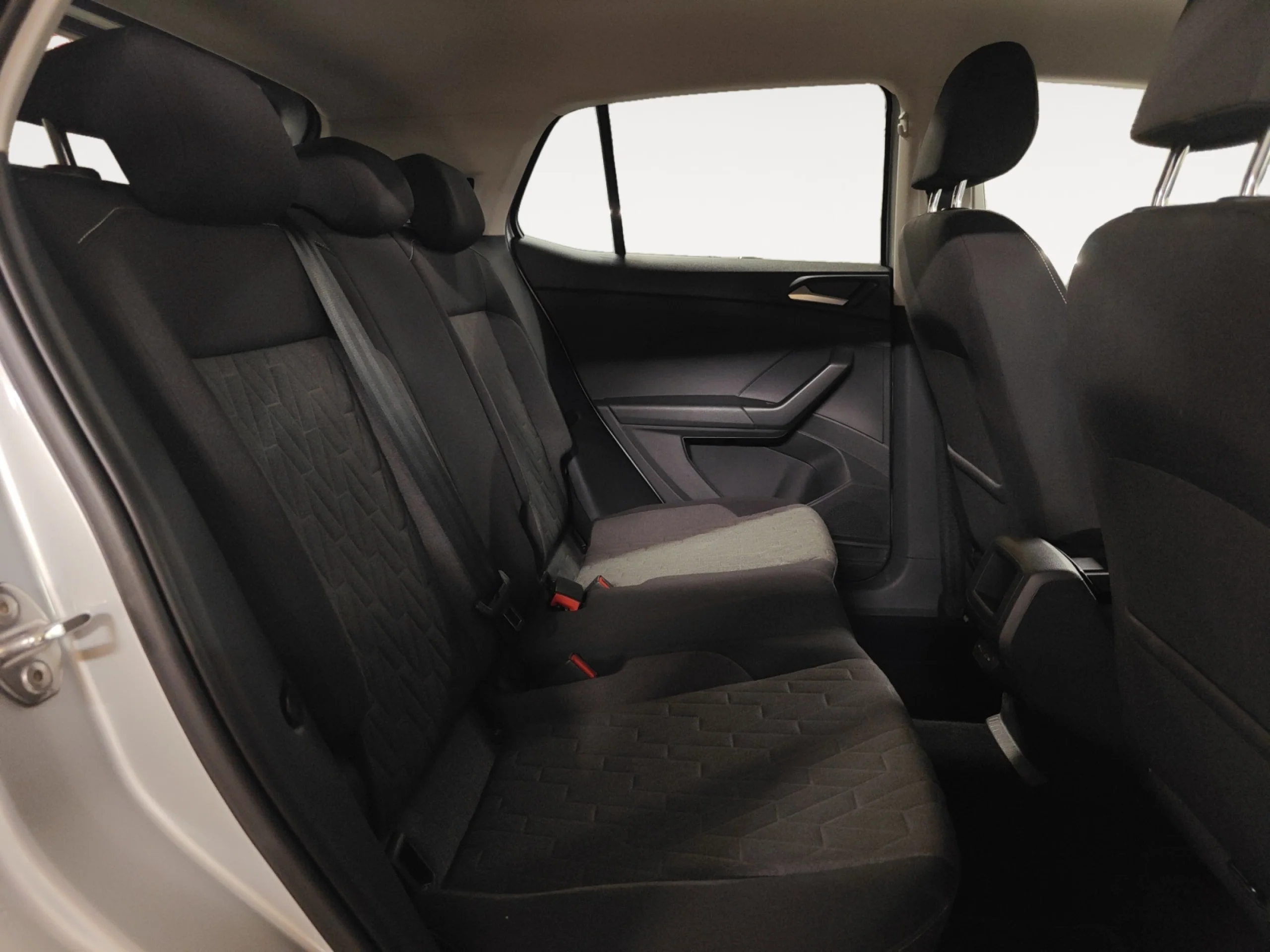 VOLKSWAGEN T CROSS LIFE 1.0 TSI 70KW (95CV) - Foto 6