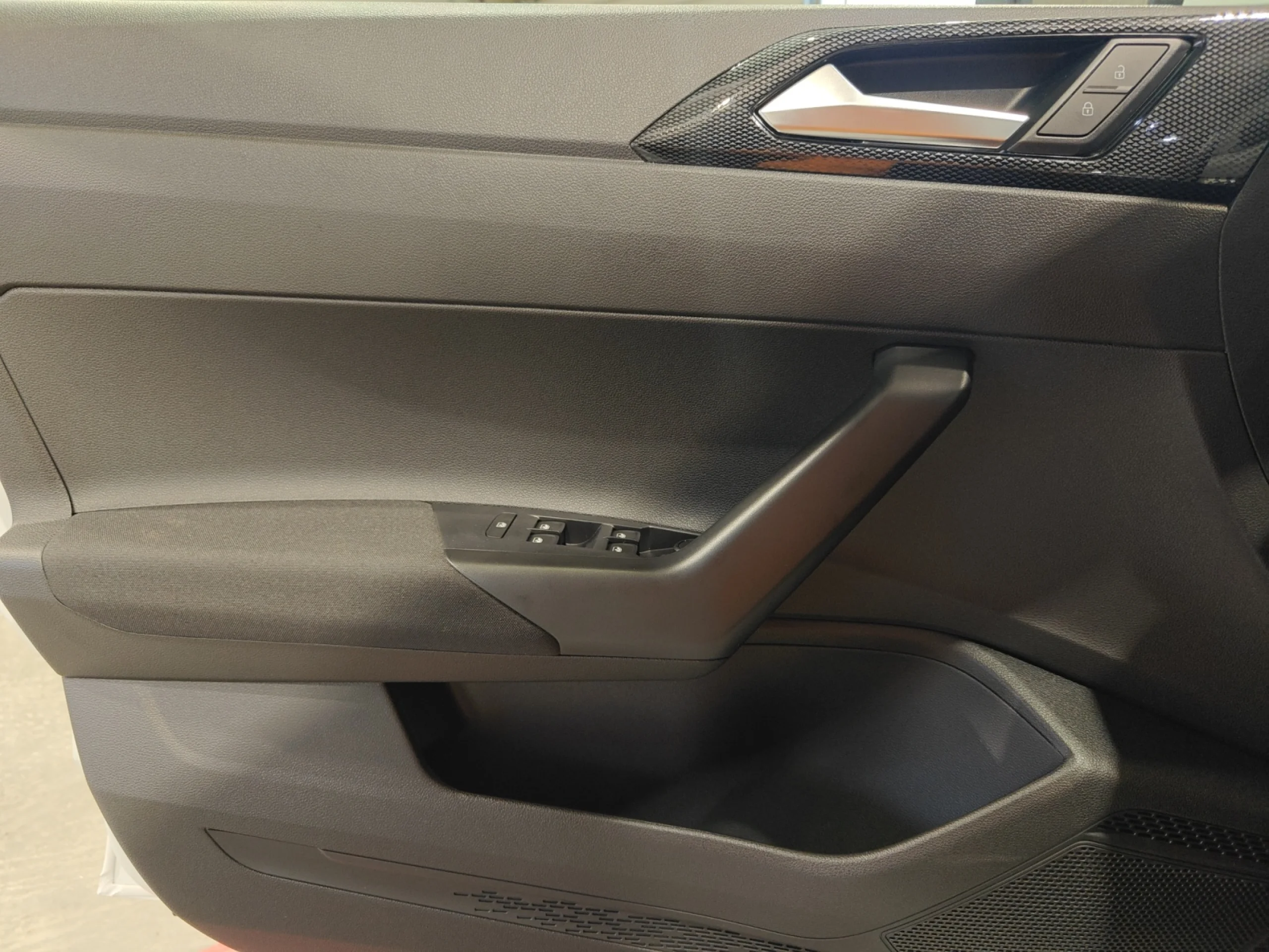 VOLKSWAGEN TAIGO TAIGO 1.0 TSI 70KW (95CV) - Foto 13