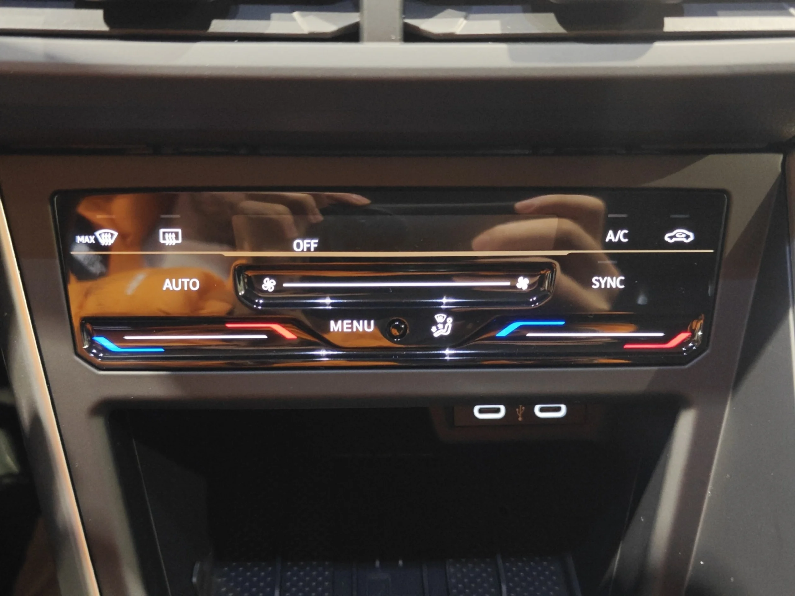 VOLKSWAGEN TAIGO TAIGO 1.0 TSI 70KW (95CV) - Foto 20