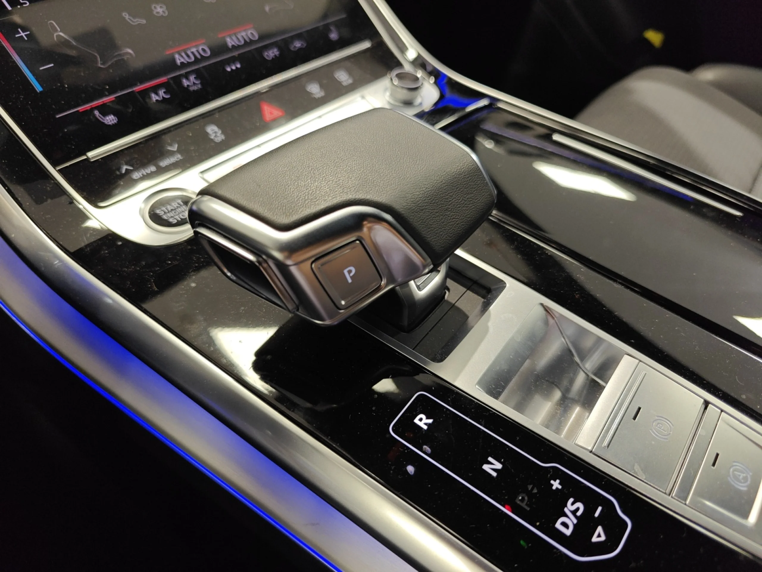 AUDI Q8 BLACK LINE TFSIE QUATTRO 290KW TIPTRONIC - Foto 17