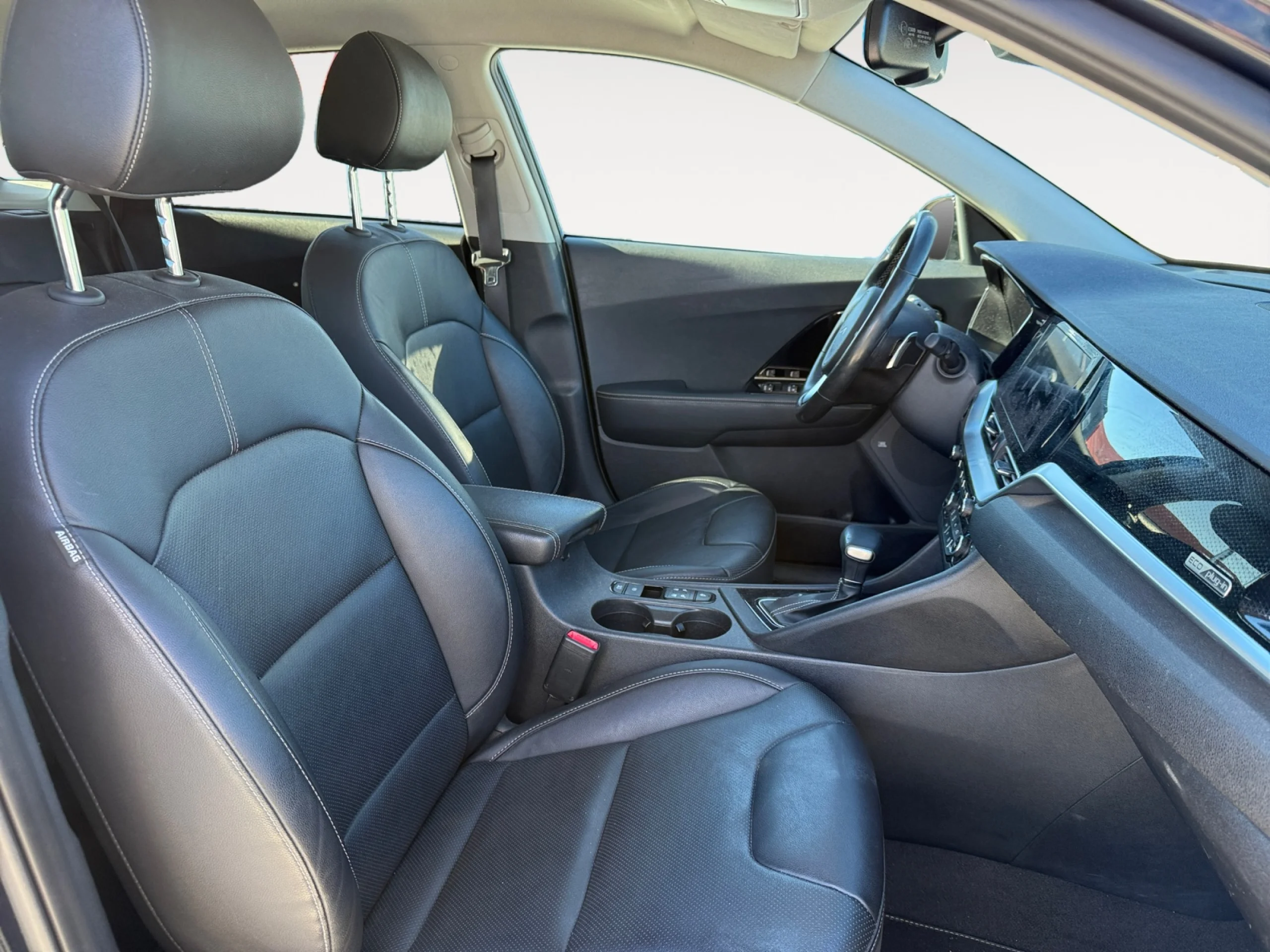 KIA Niro 1.6 GDI PHEV 104KW (141CV) EMOTION - Foto 5