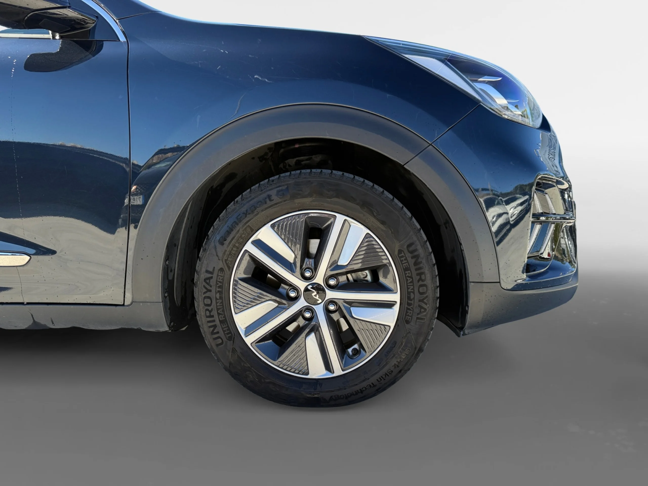KIA Niro 1.6 GDI PHEV 104KW (141CV) EMOTION - Foto 8