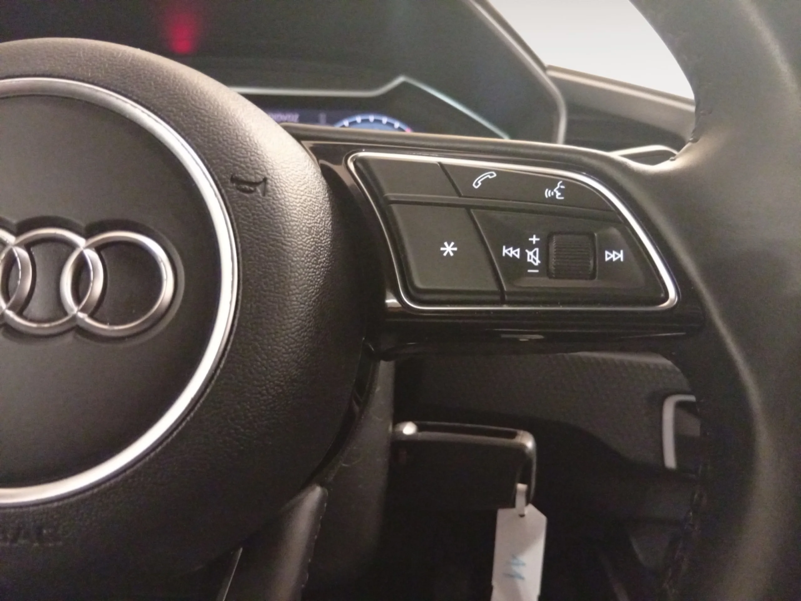 AUDI A1 SPORTBACK ADRENALIN 25 TFSI 70KW (95CV) - Foto 12