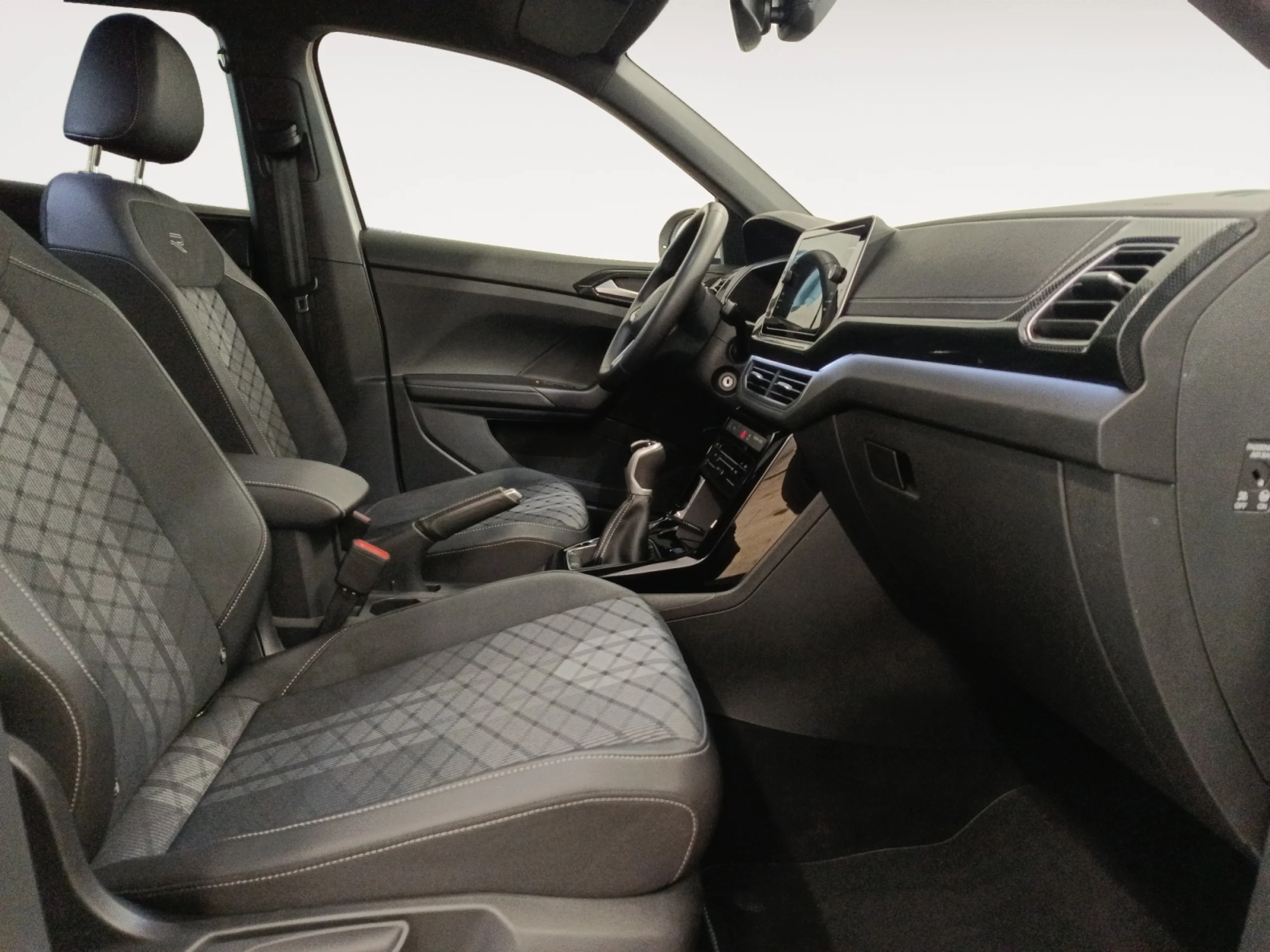 VOLKSWAGEN T CROSS T CROSS R LINE 1.0 TSI 85 KW (115 CV)  6 VEL. - Foto 5
